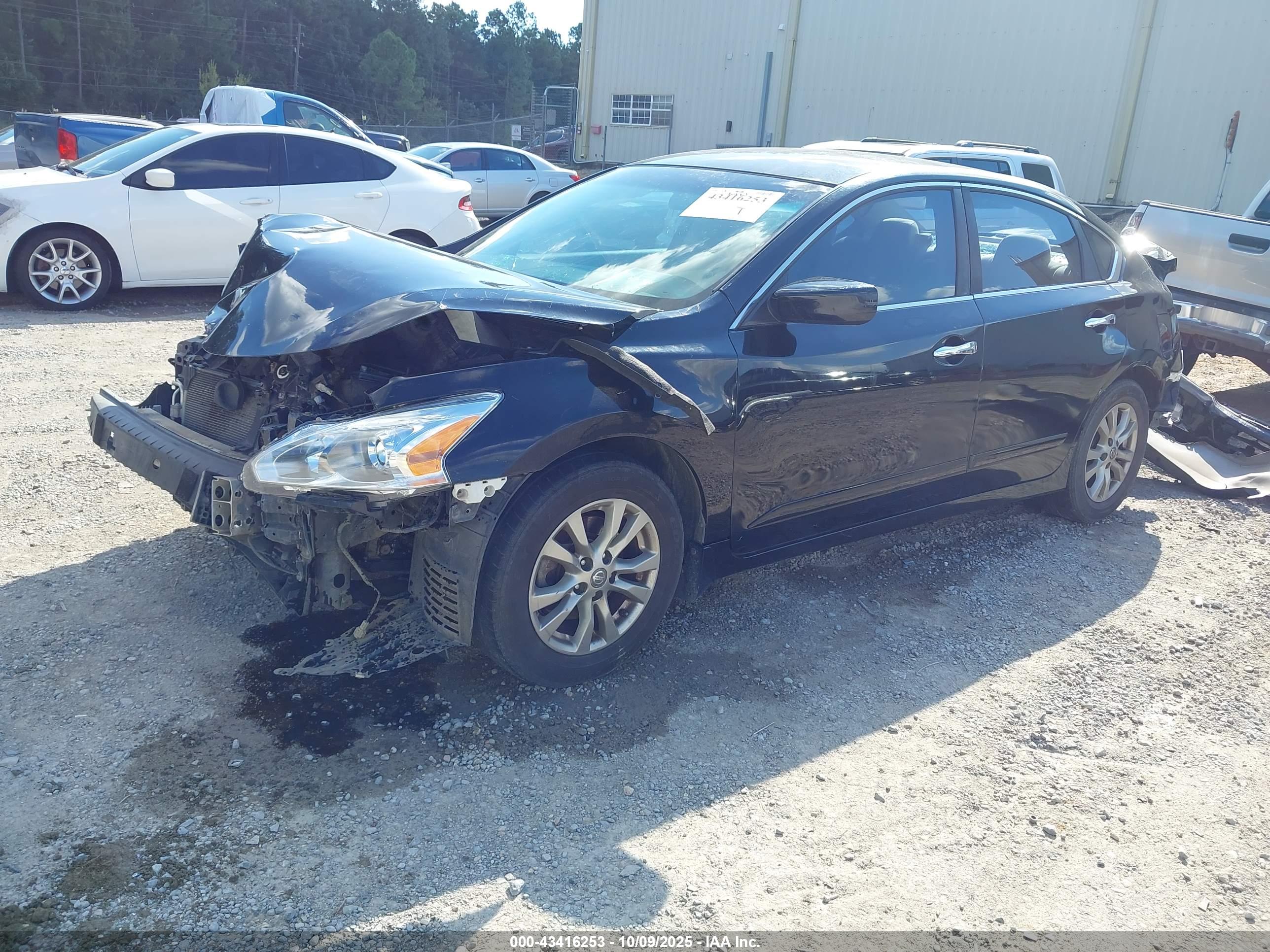 NISSAN ALTIMA image 2
