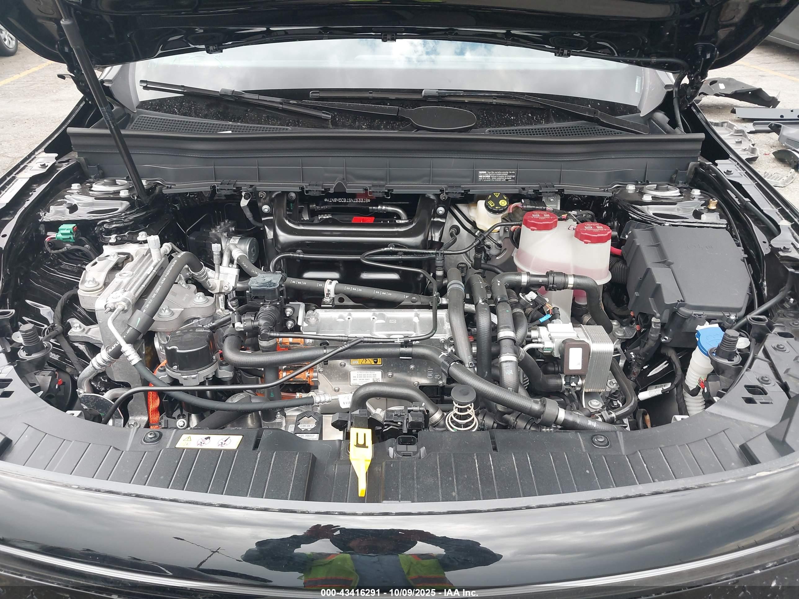 MERCEDES-BENZ EQB image 10