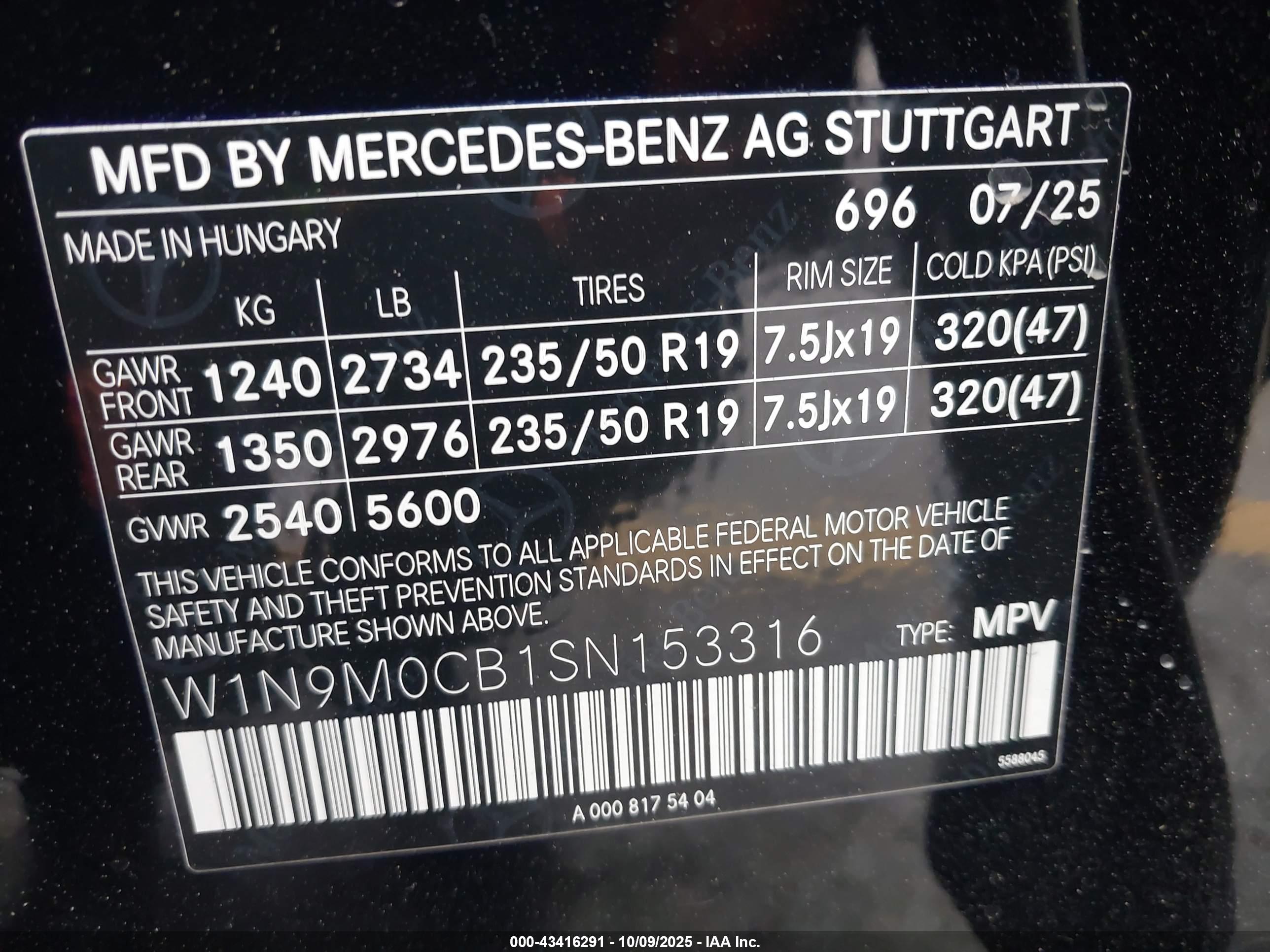 MERCEDES-BENZ EQB image 9