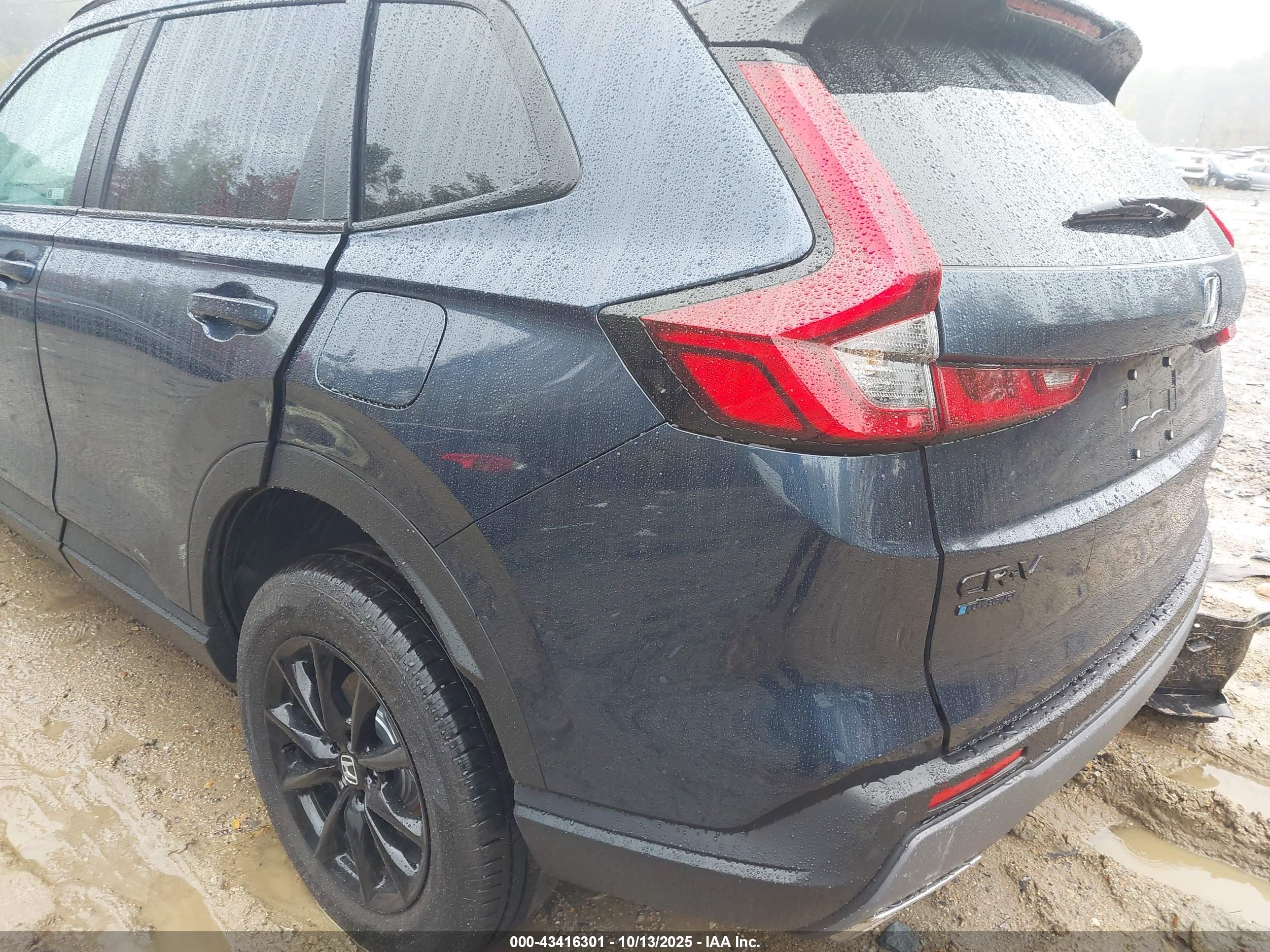HONDA CR-V image 3