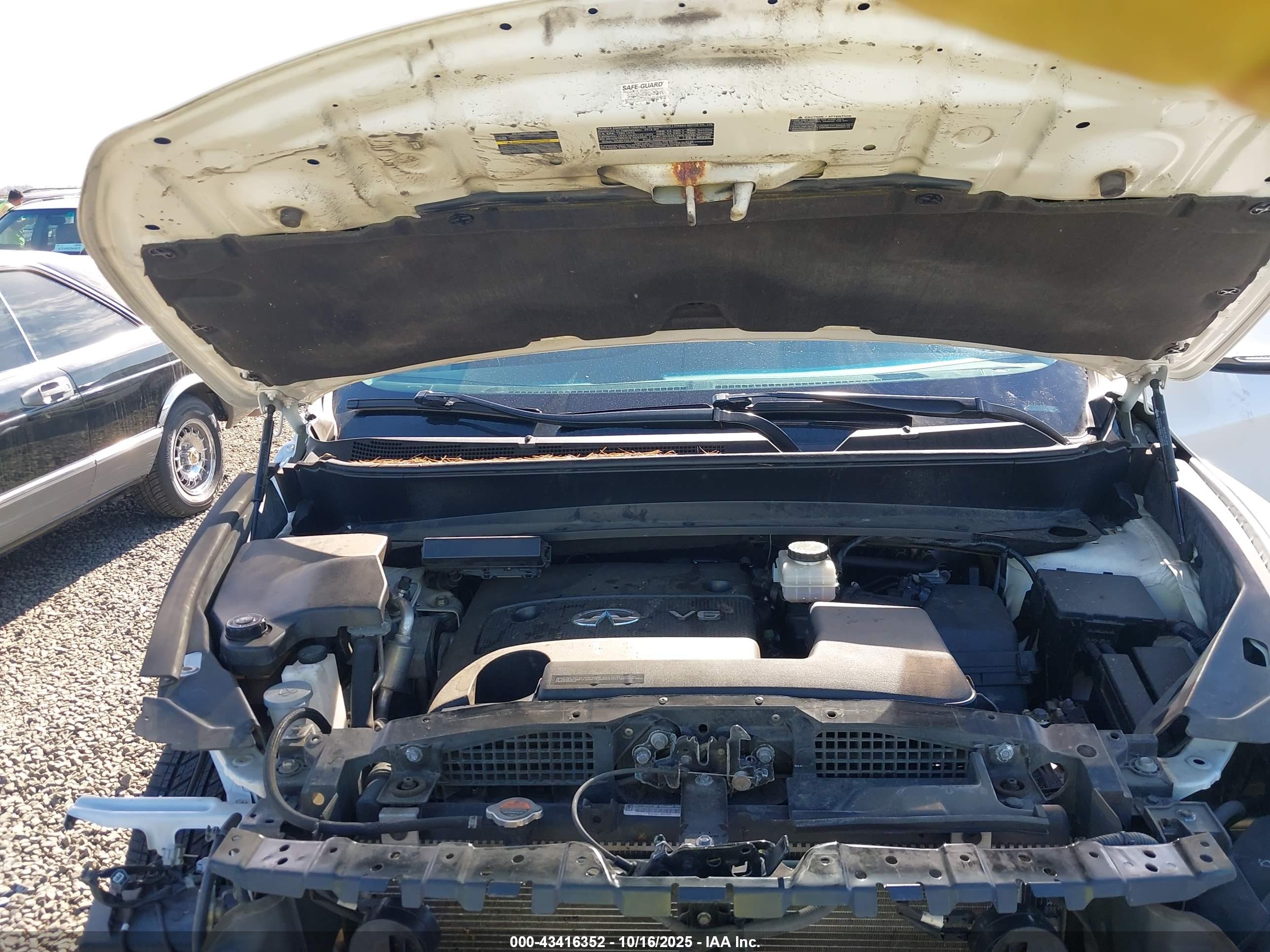 INFINITI QX60 image 10