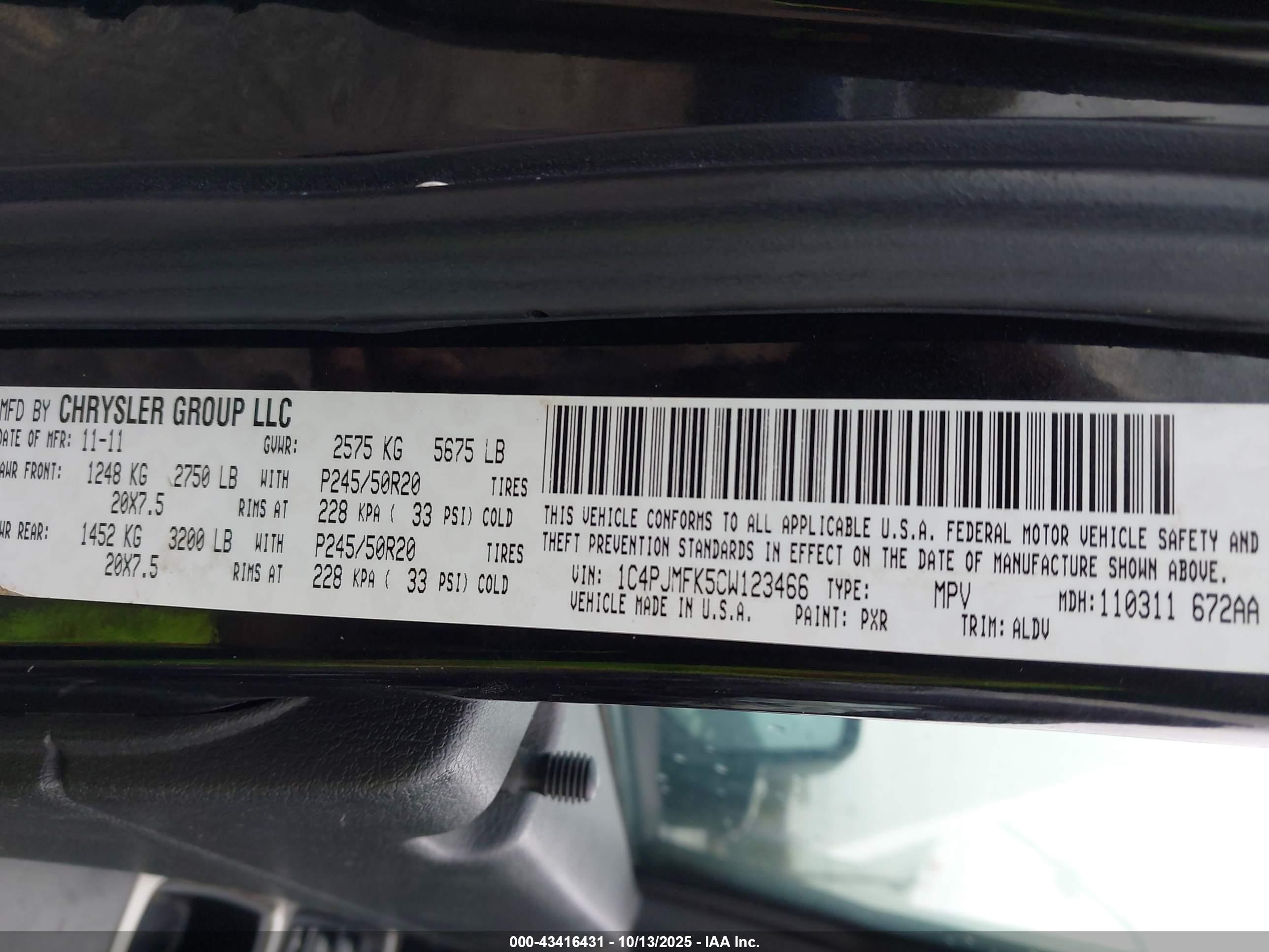 JEEP LIBERTY image 9