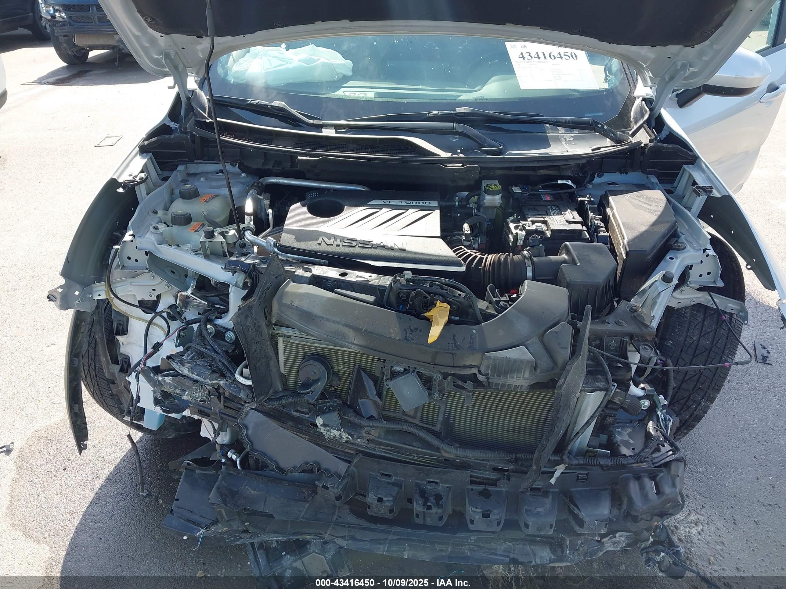 NISSAN ROGUE image 10