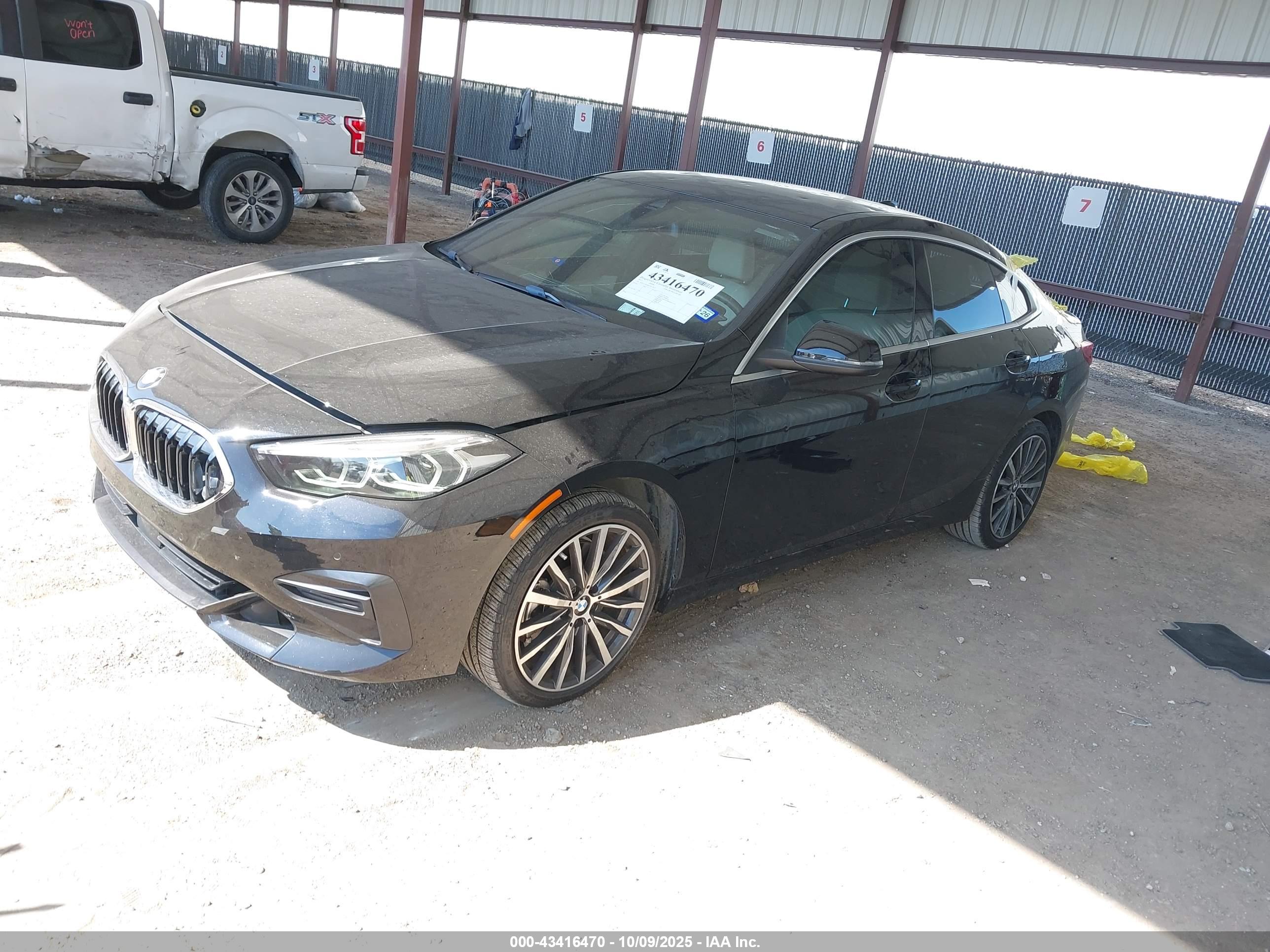 BMW 228 image 2