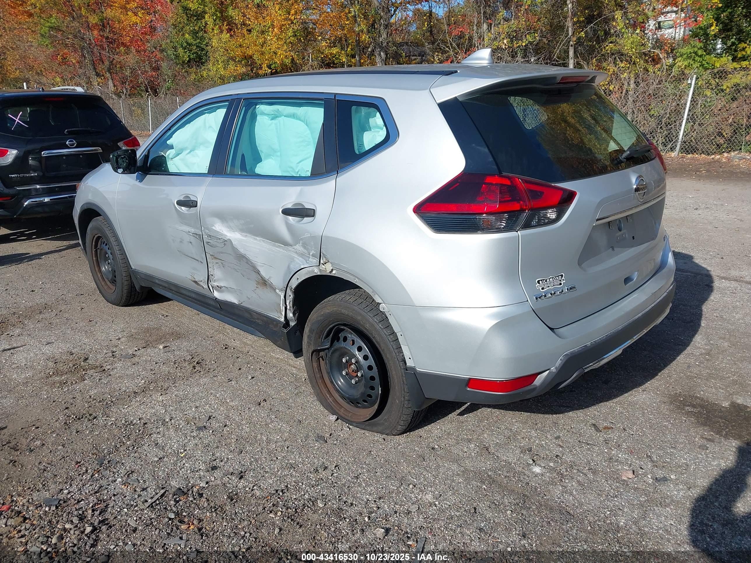 NISSAN ROGUE image 3
