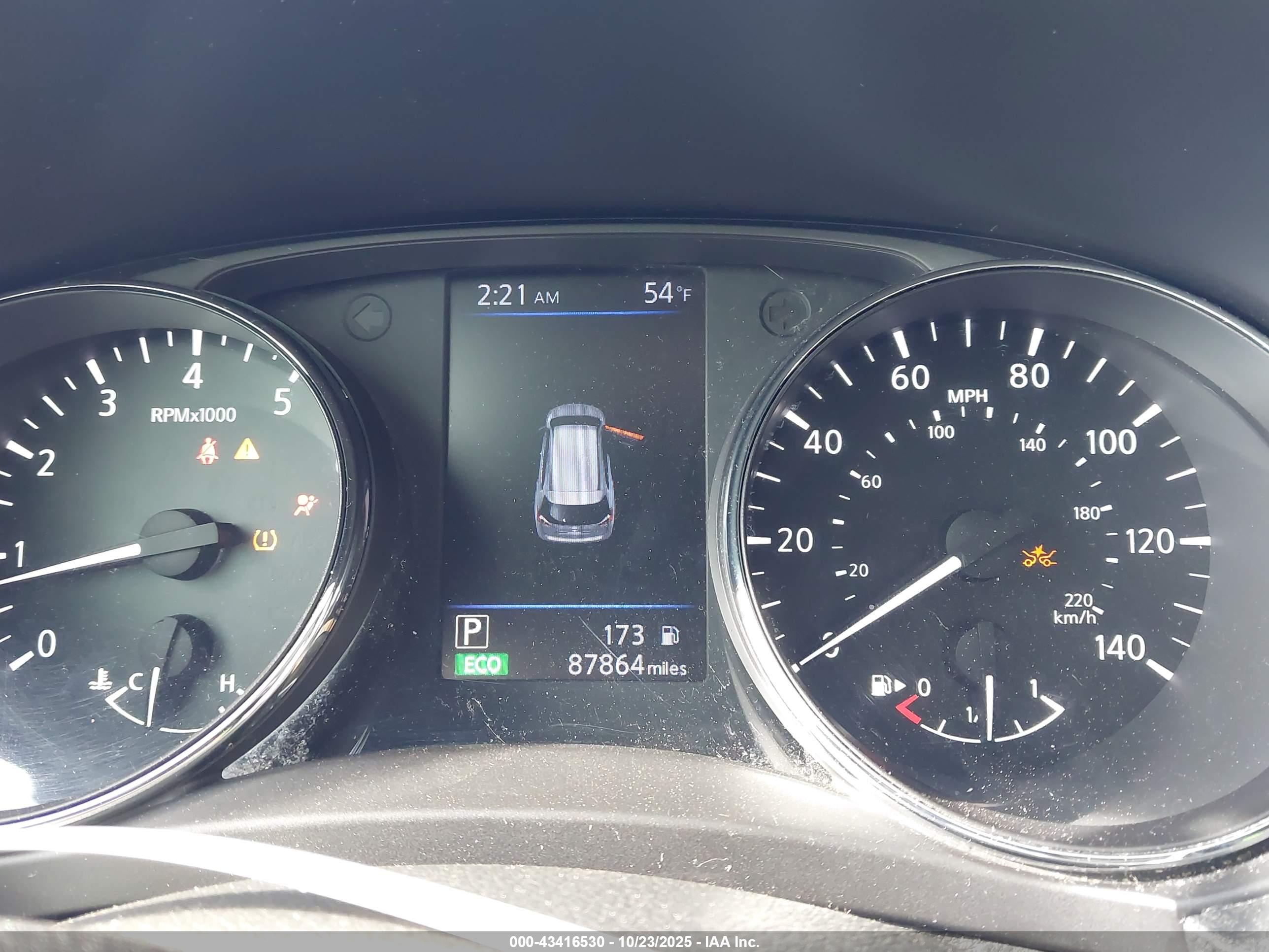 NISSAN ROGUE image 7