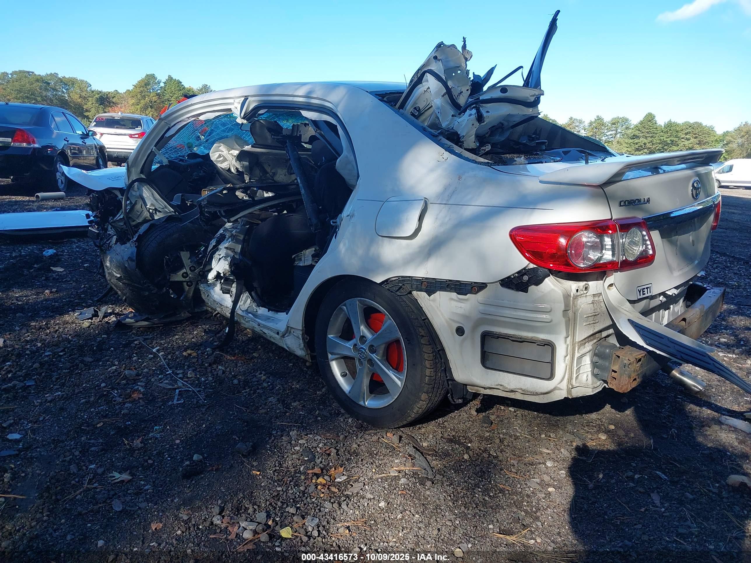 TOYOTA COROLLA image 3