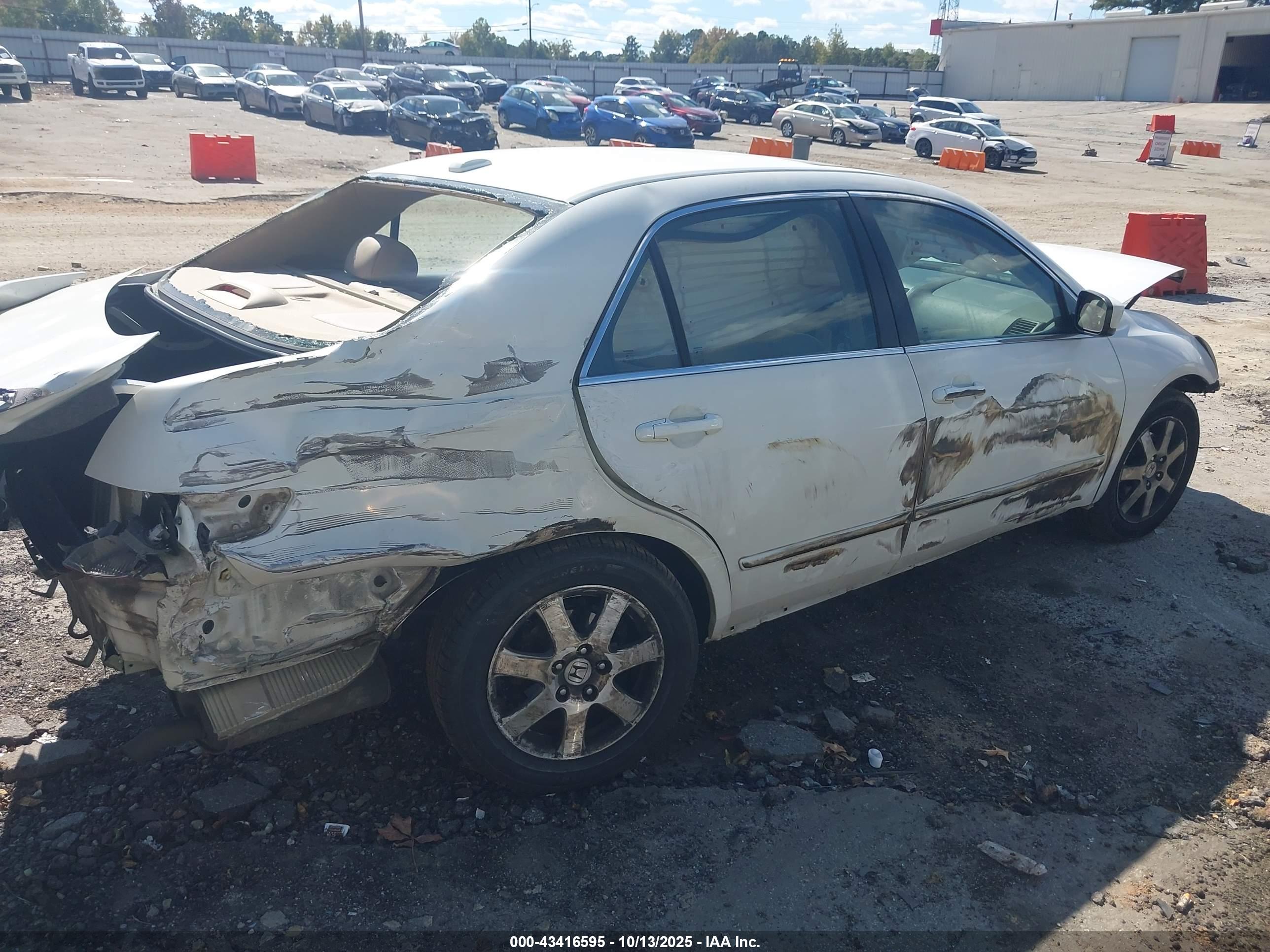 HONDA ACCORD image 6