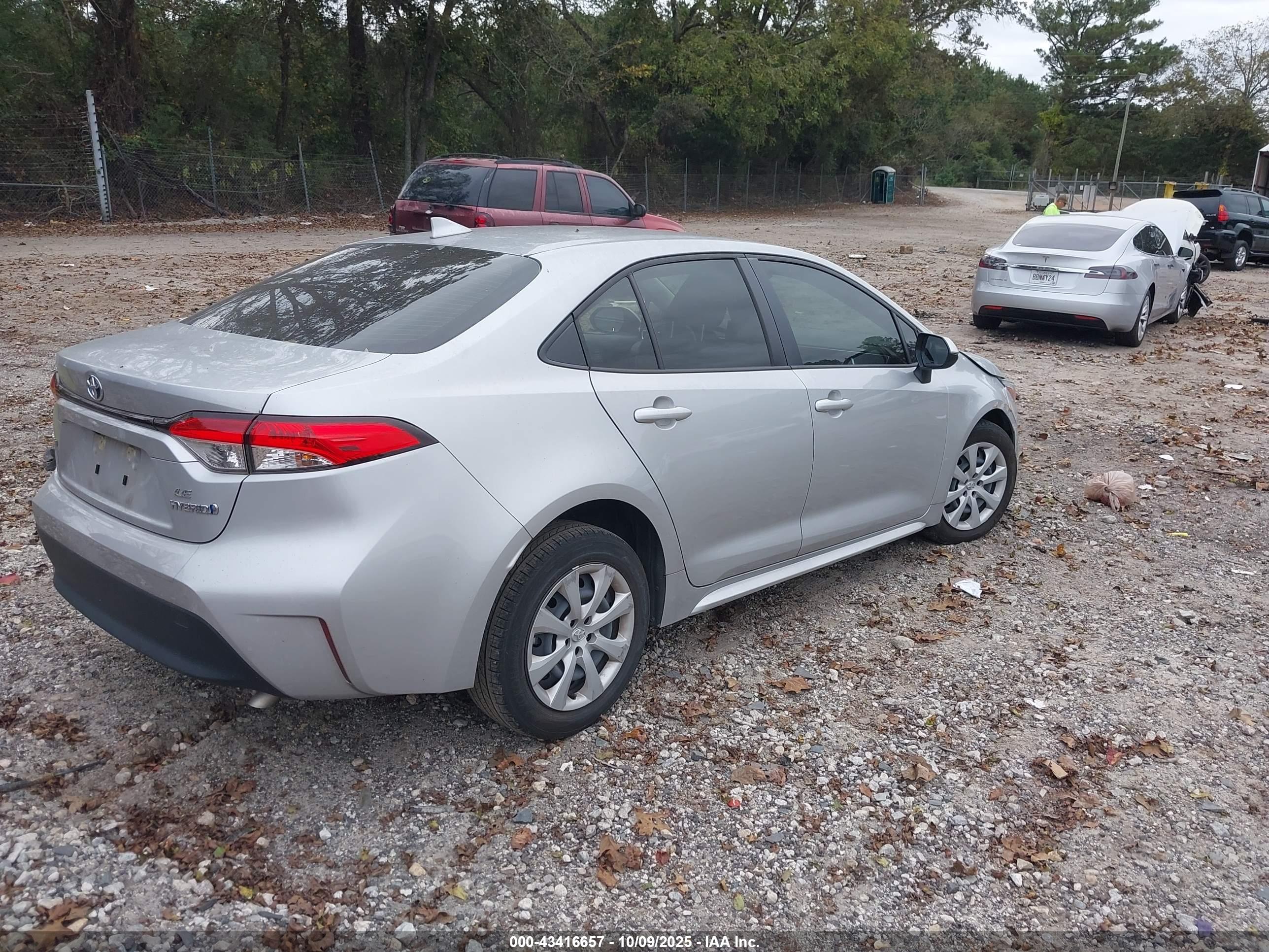 TOYOTA COROLLA image 4