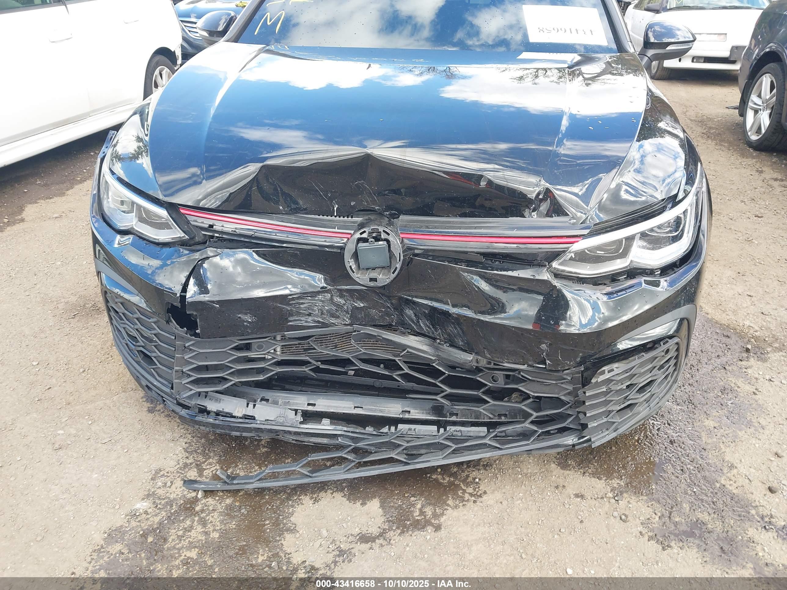 VOLKSWAGEN GOLF image 6