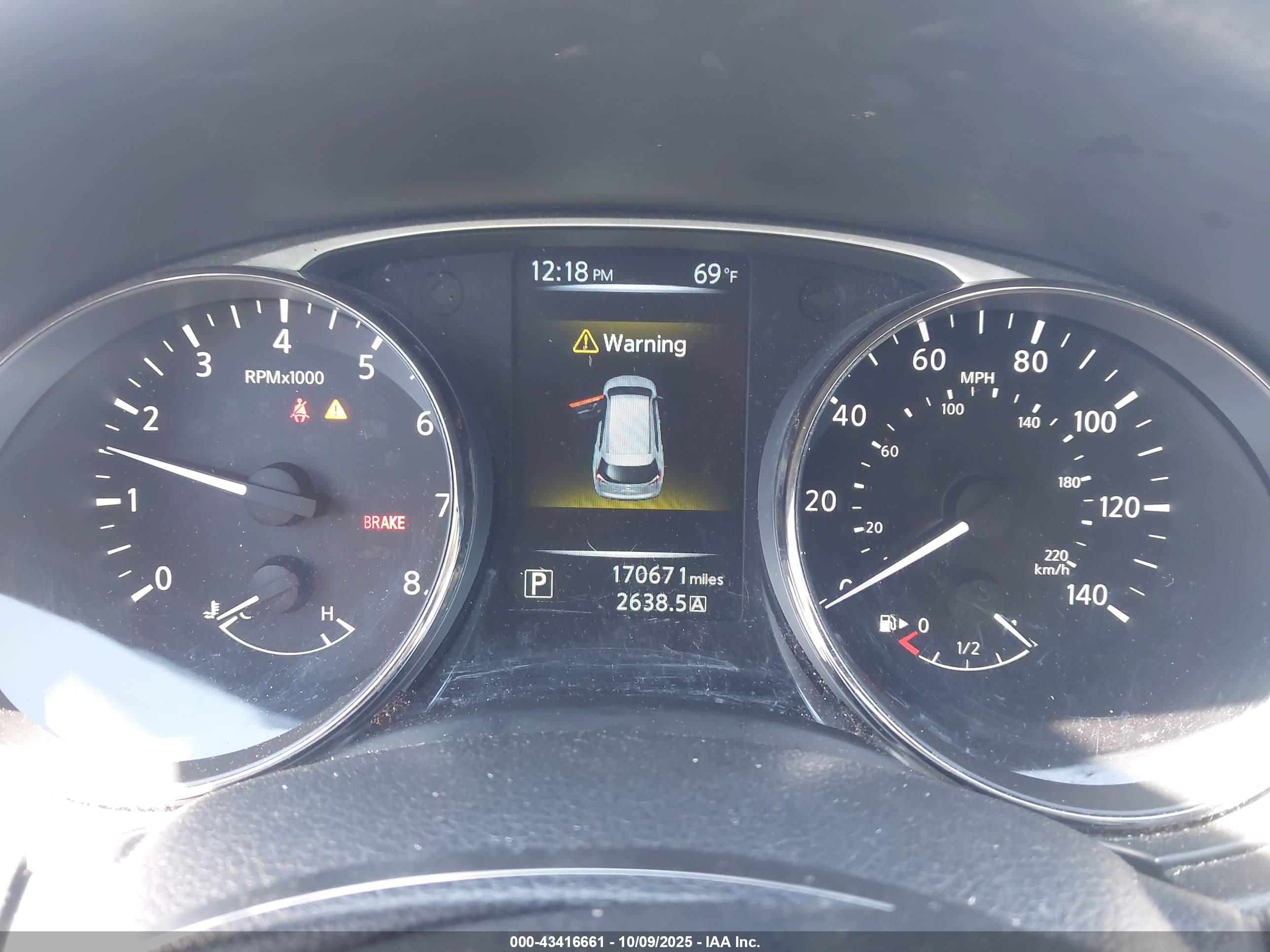 NISSAN ROGUE image 7