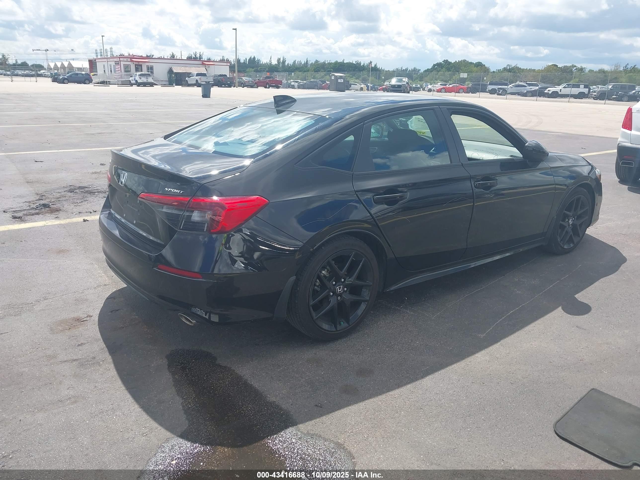 HONDA CIVIC image 4