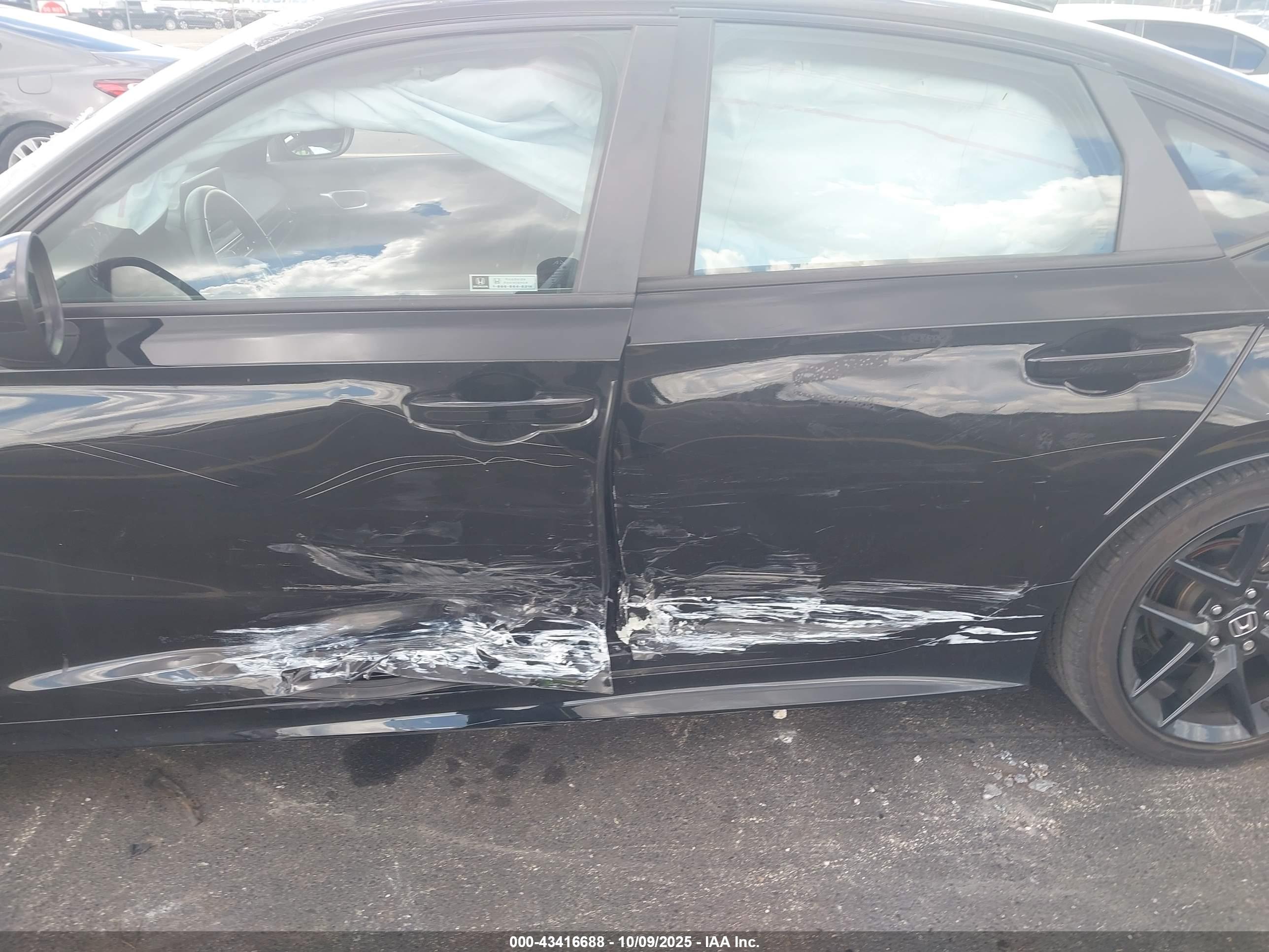 HONDA CIVIC image 6