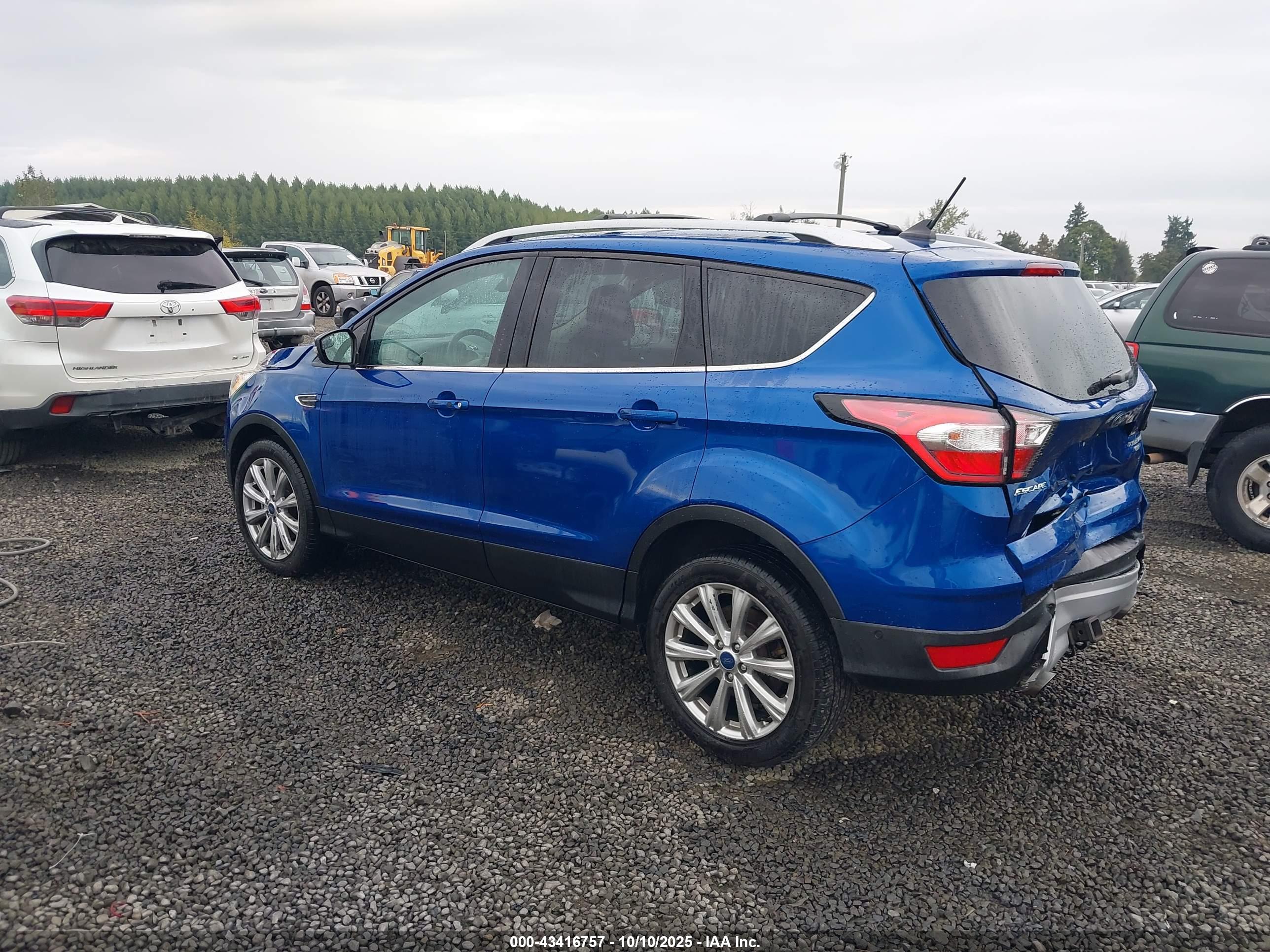 FORD ESCAPE image 3