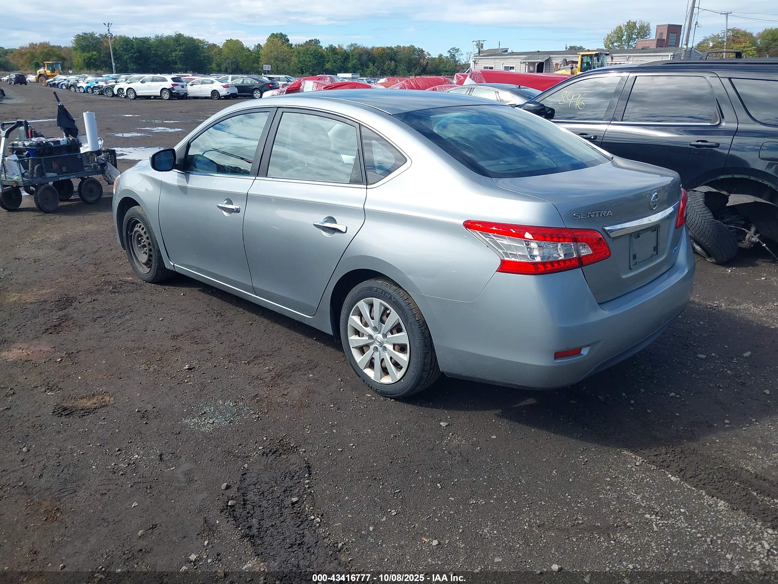 NISSAN SENTRA image 3