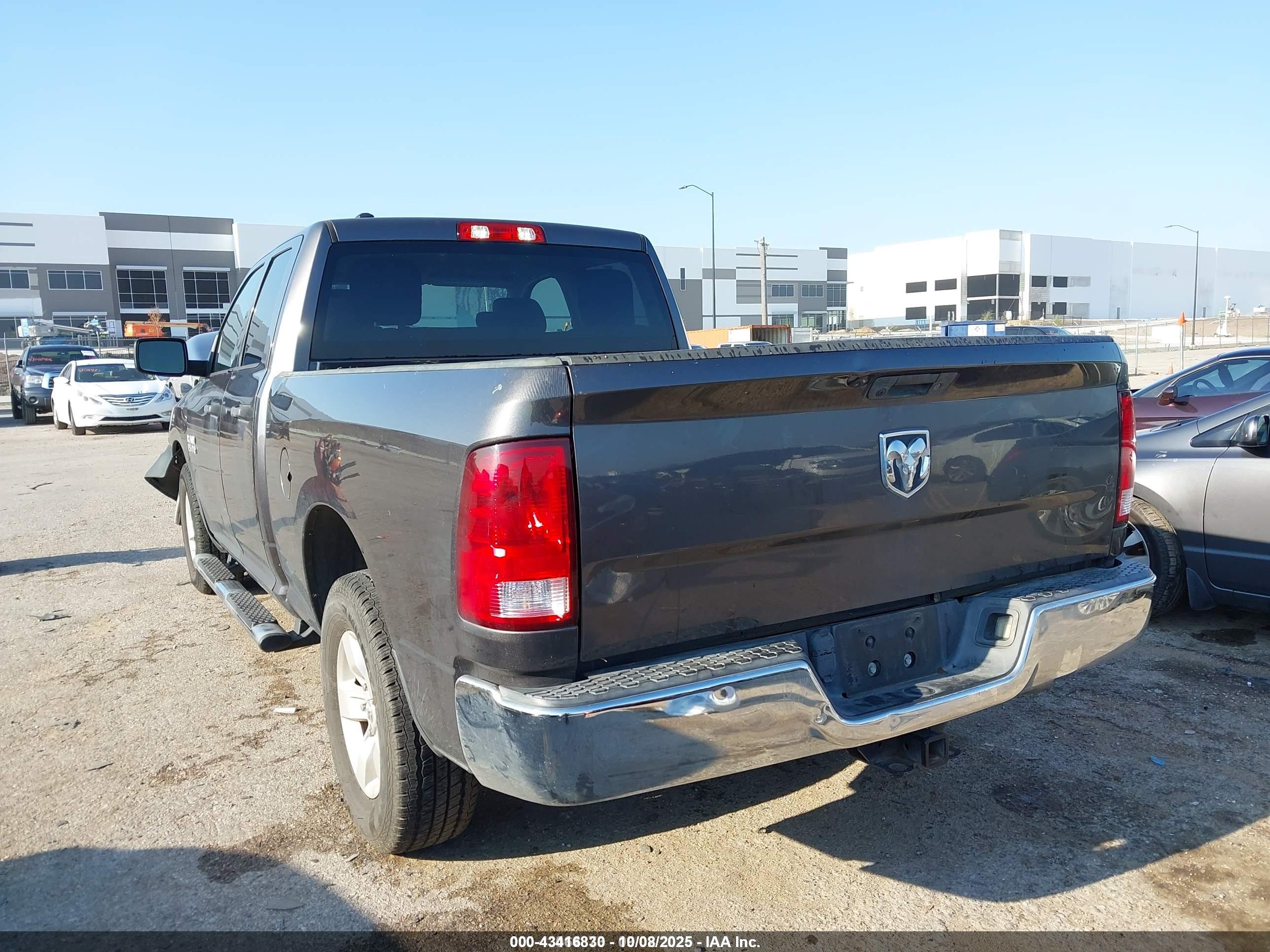 RAM 1500 image 3