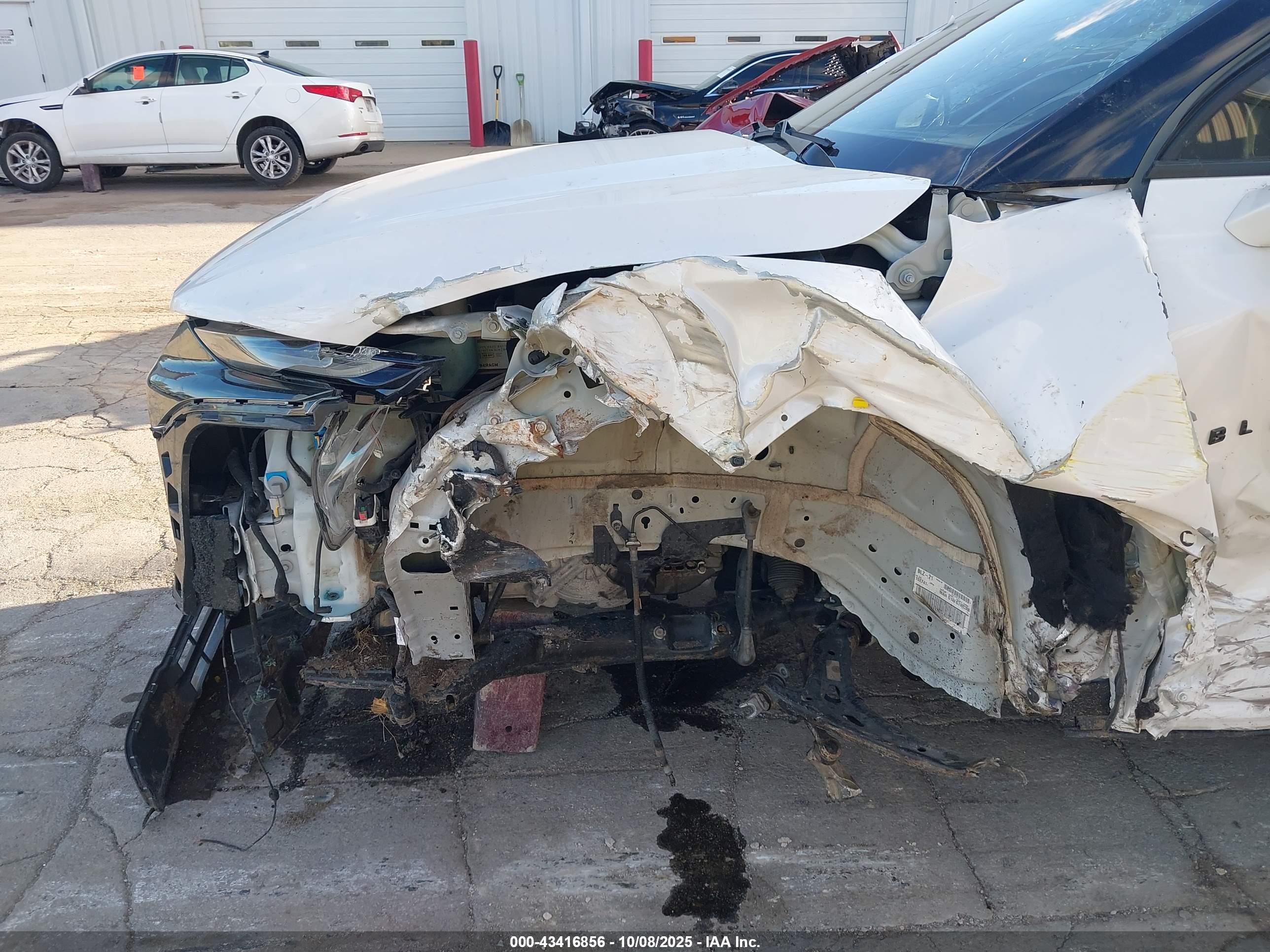 CHEVROLET BLAZER image 6