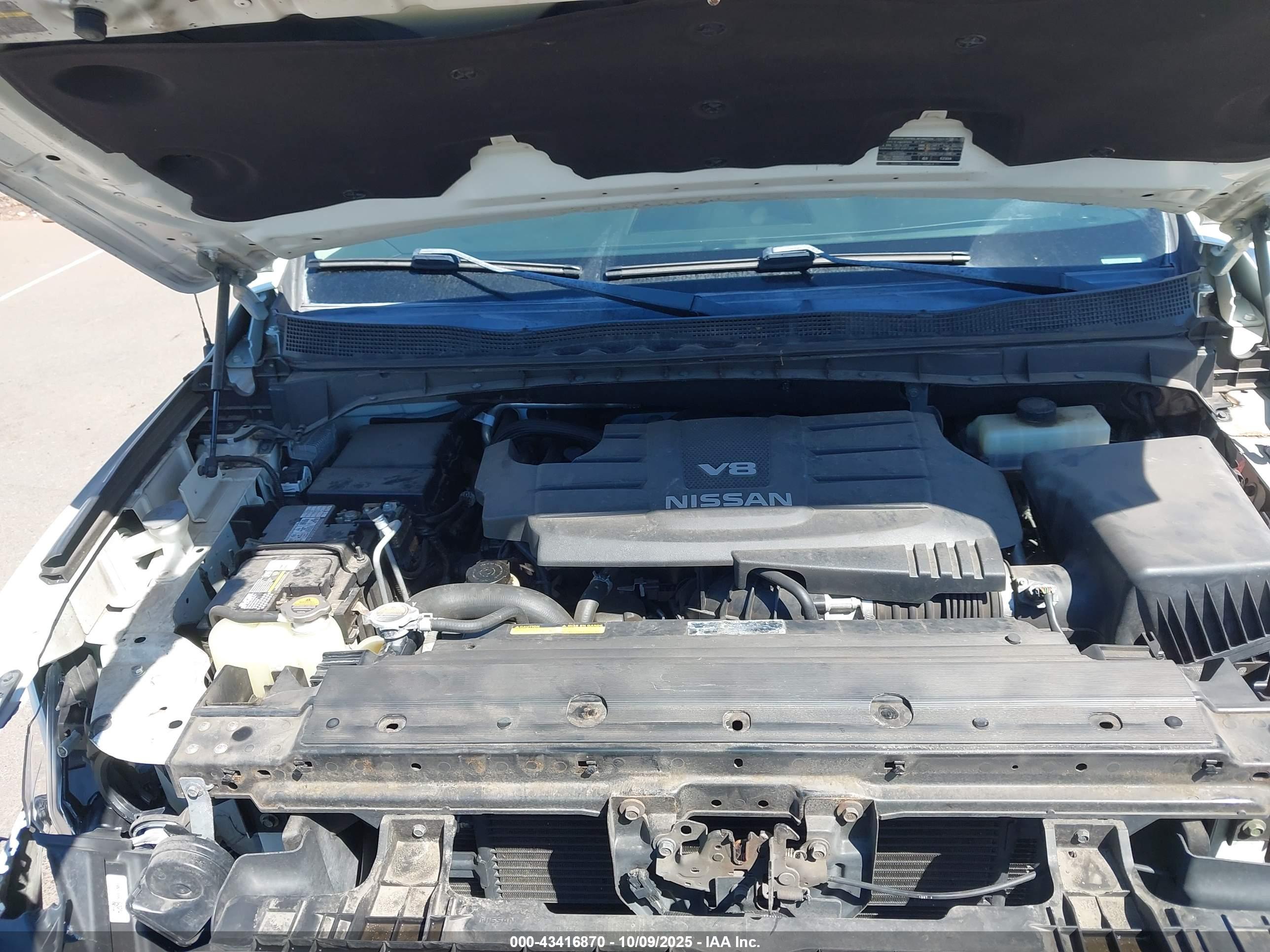 NISSAN TITAN image 10
