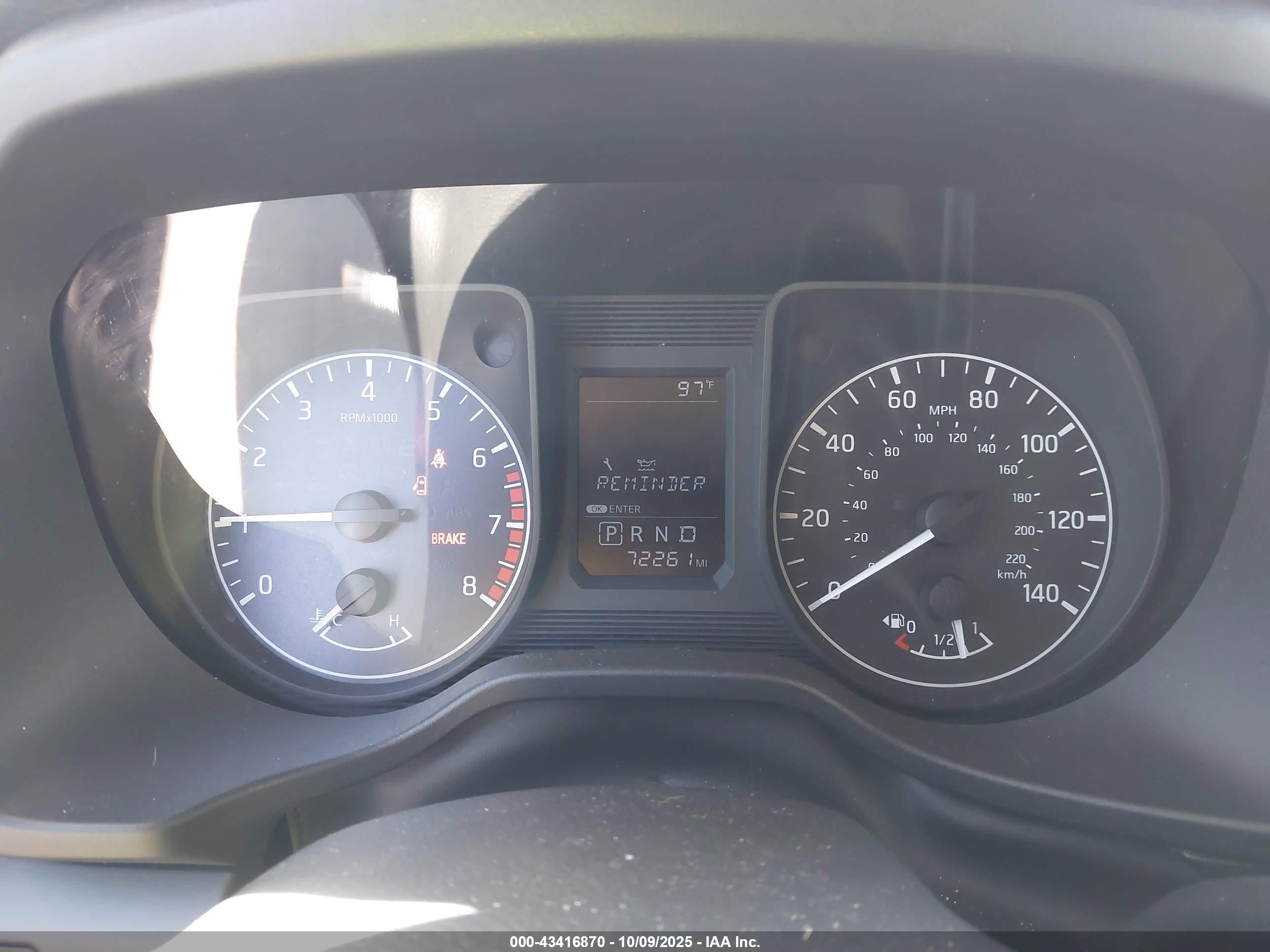 NISSAN TITAN image 7