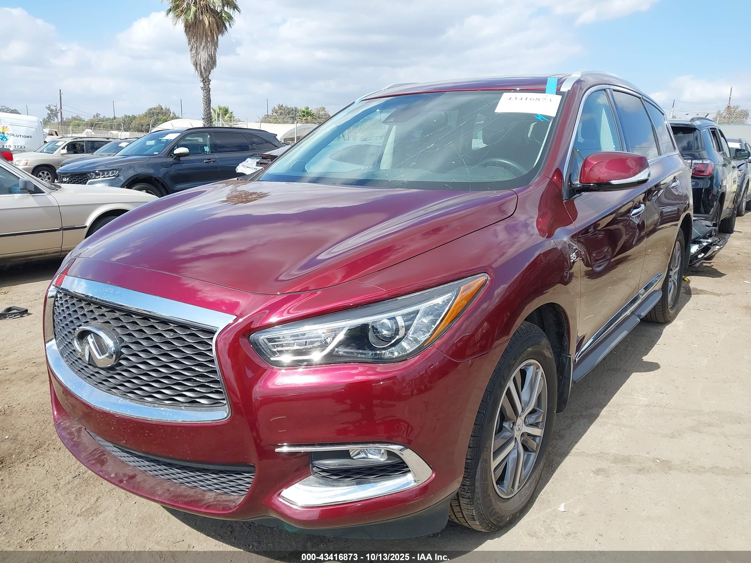 INFINITI QX60 image 2
