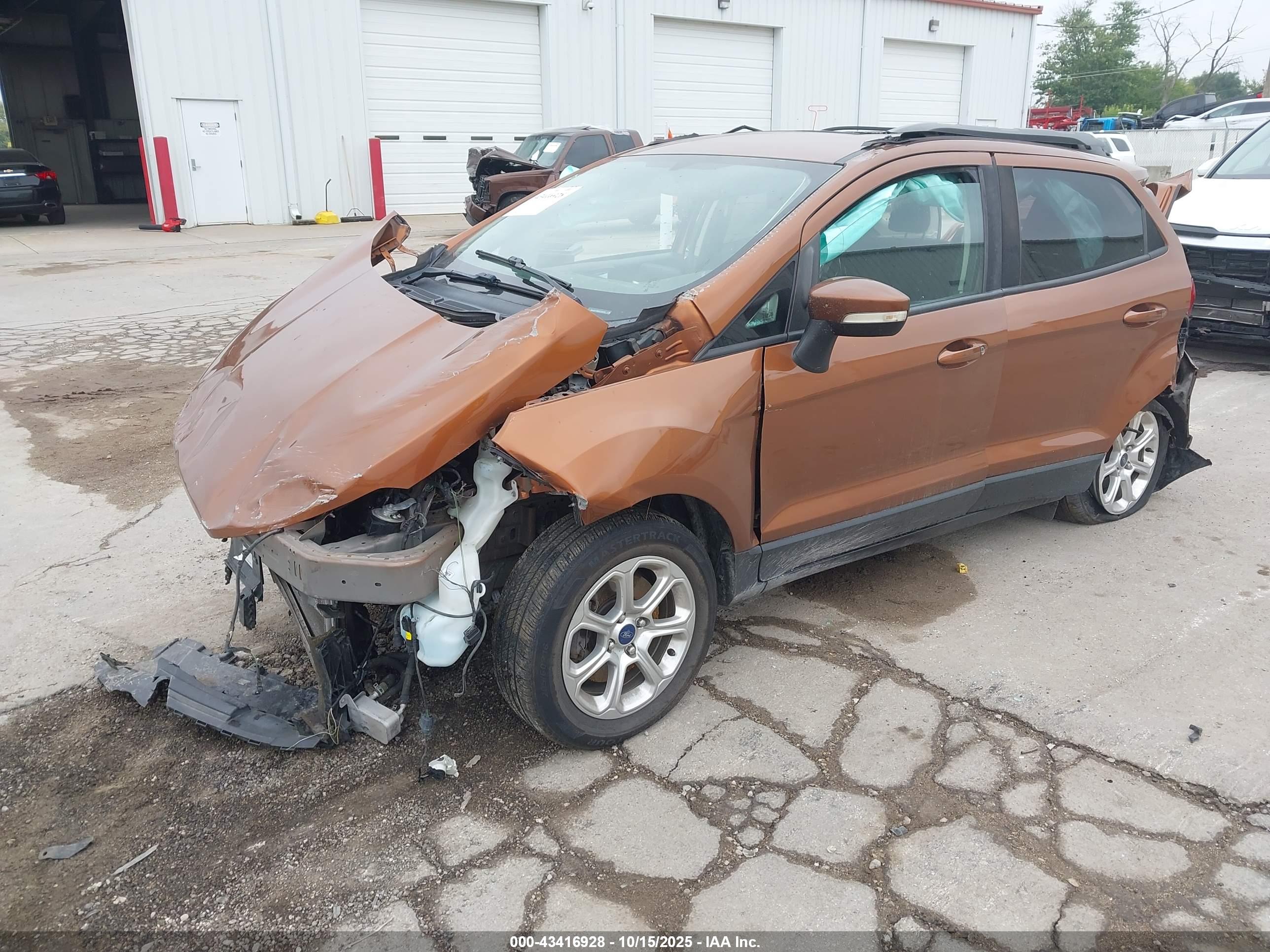 FORD ECOSPORT image 2