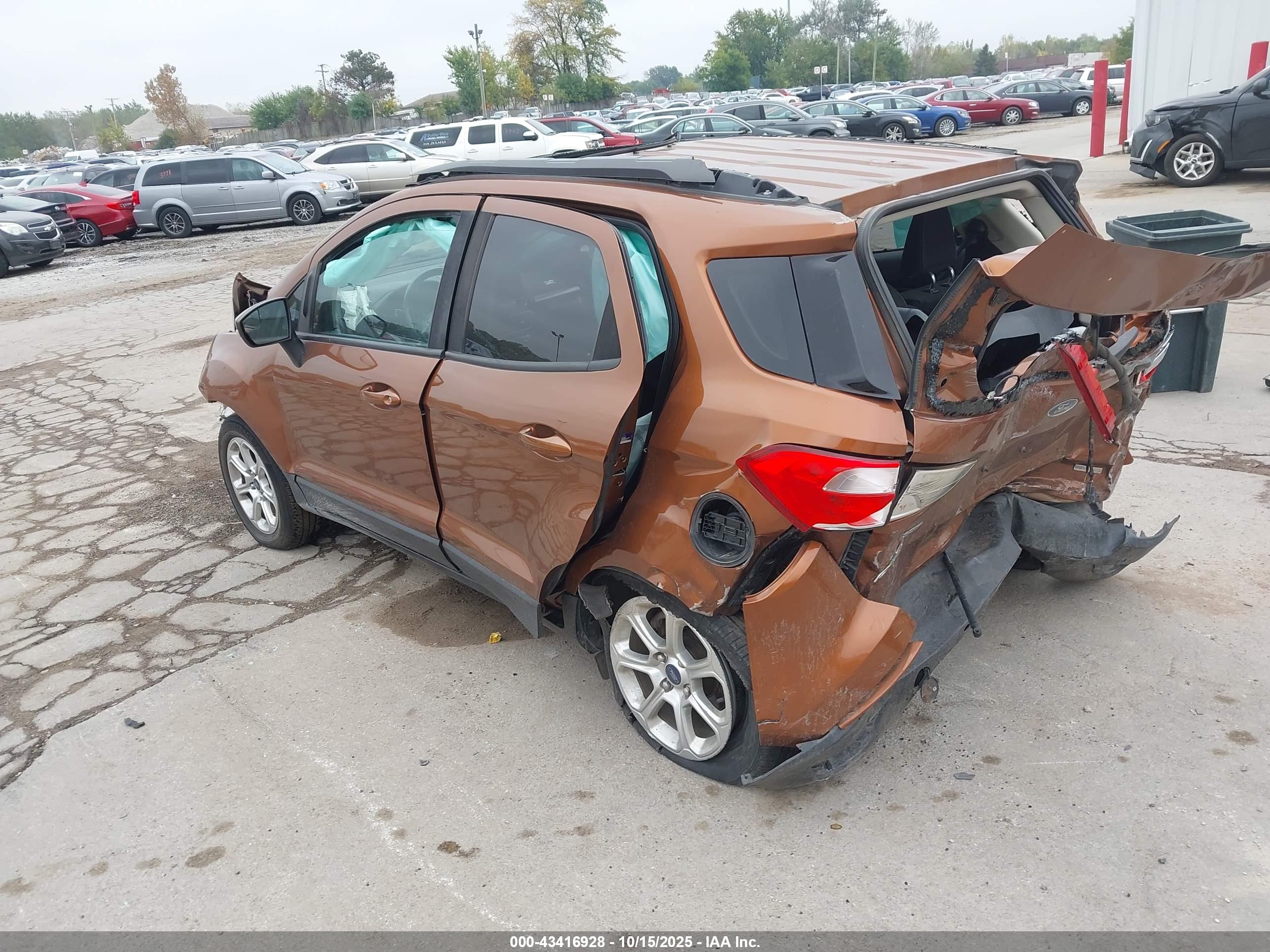 FORD ECOSPORT image 3