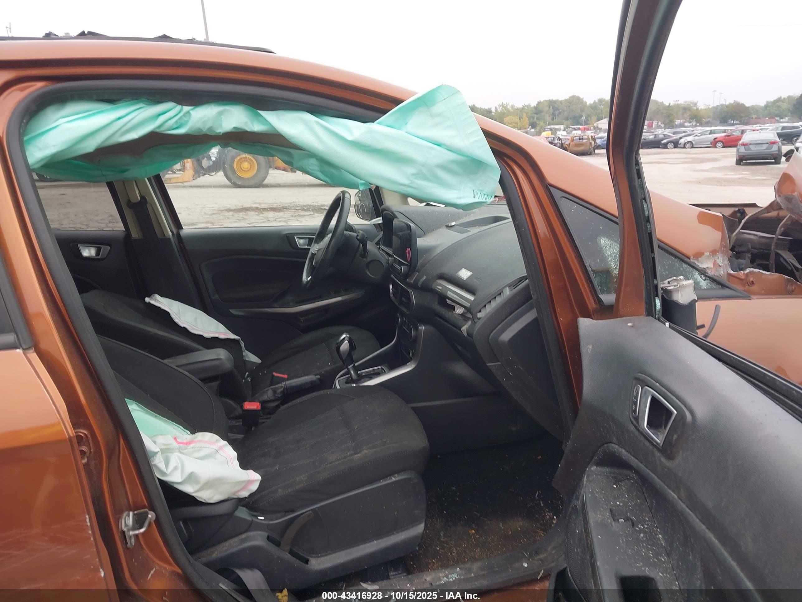 FORD ECOSPORT image 5