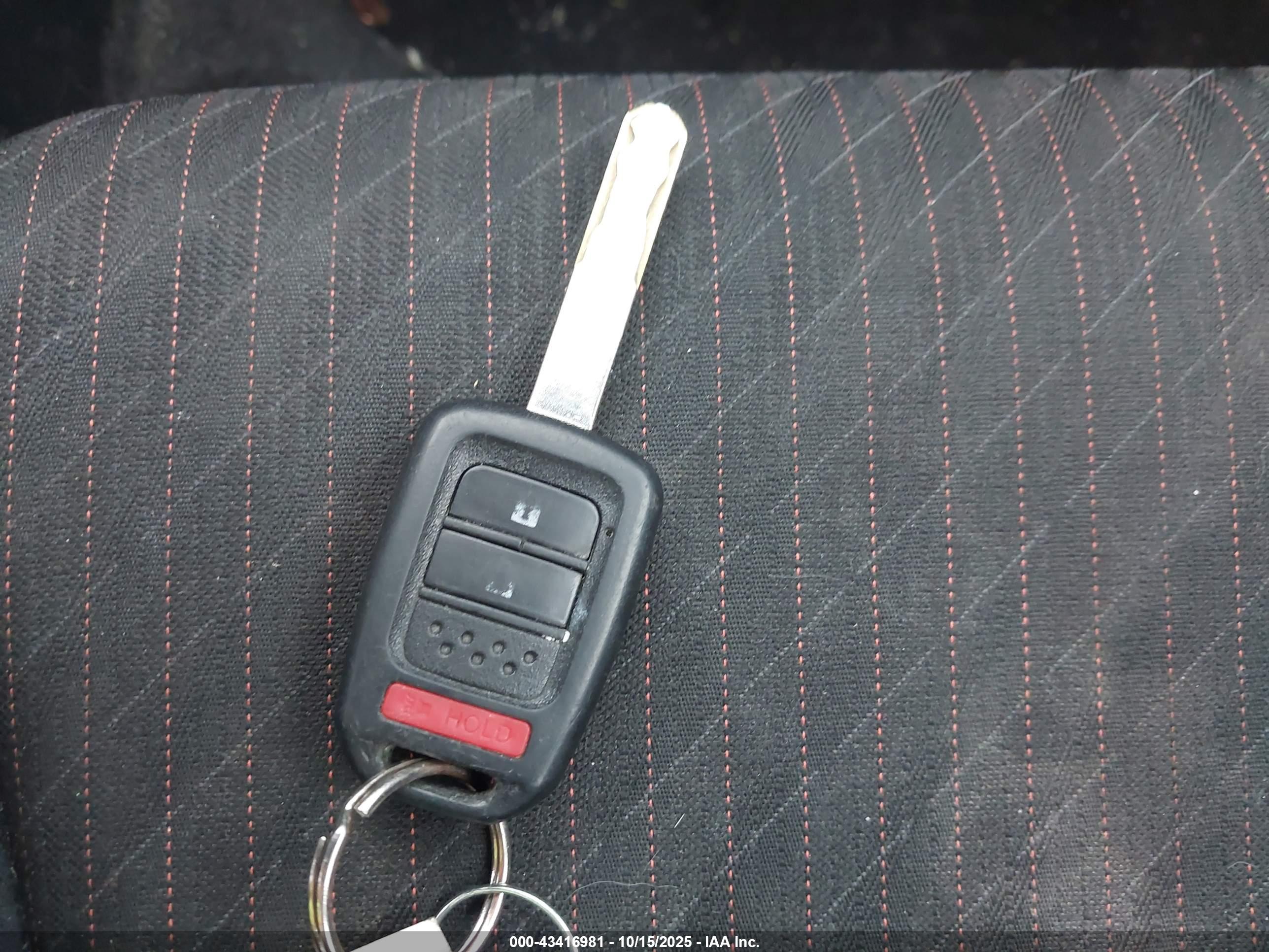 HONDA FIT image 11