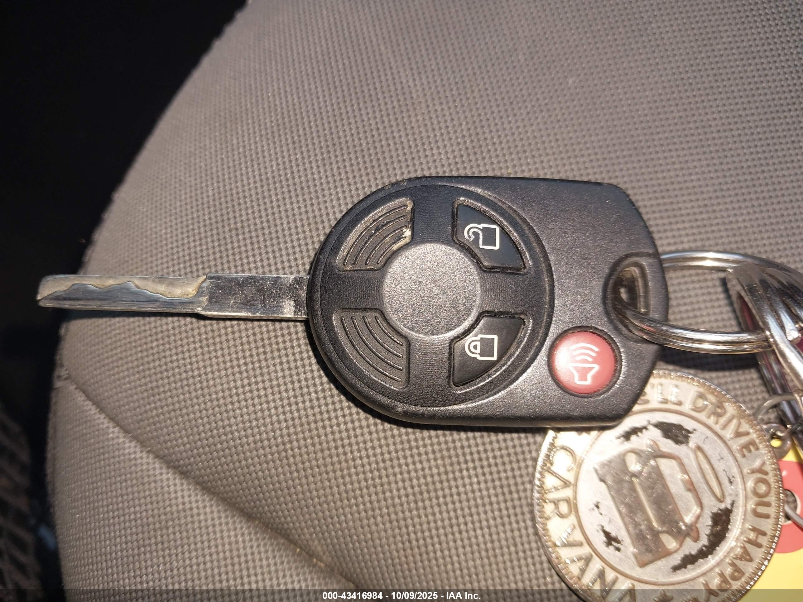 FORD ESCAPE image 11