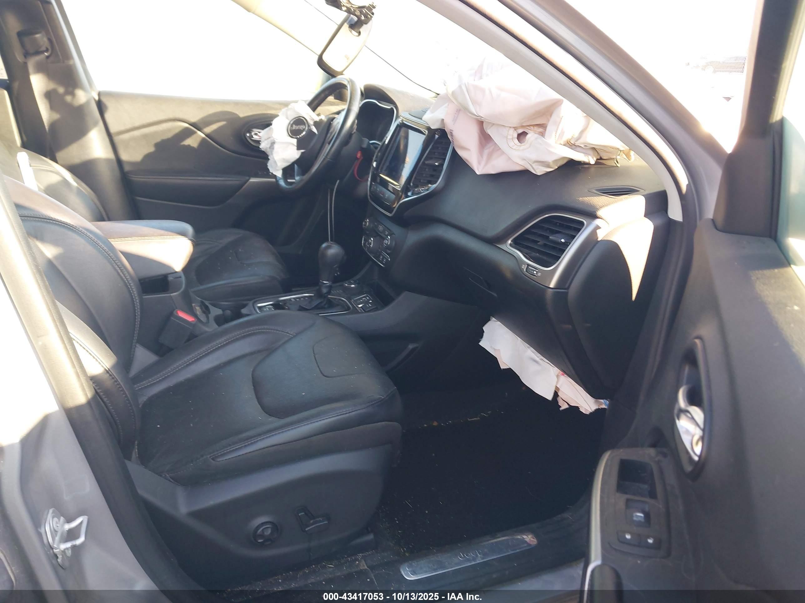 JEEP CHEROKEE image 5