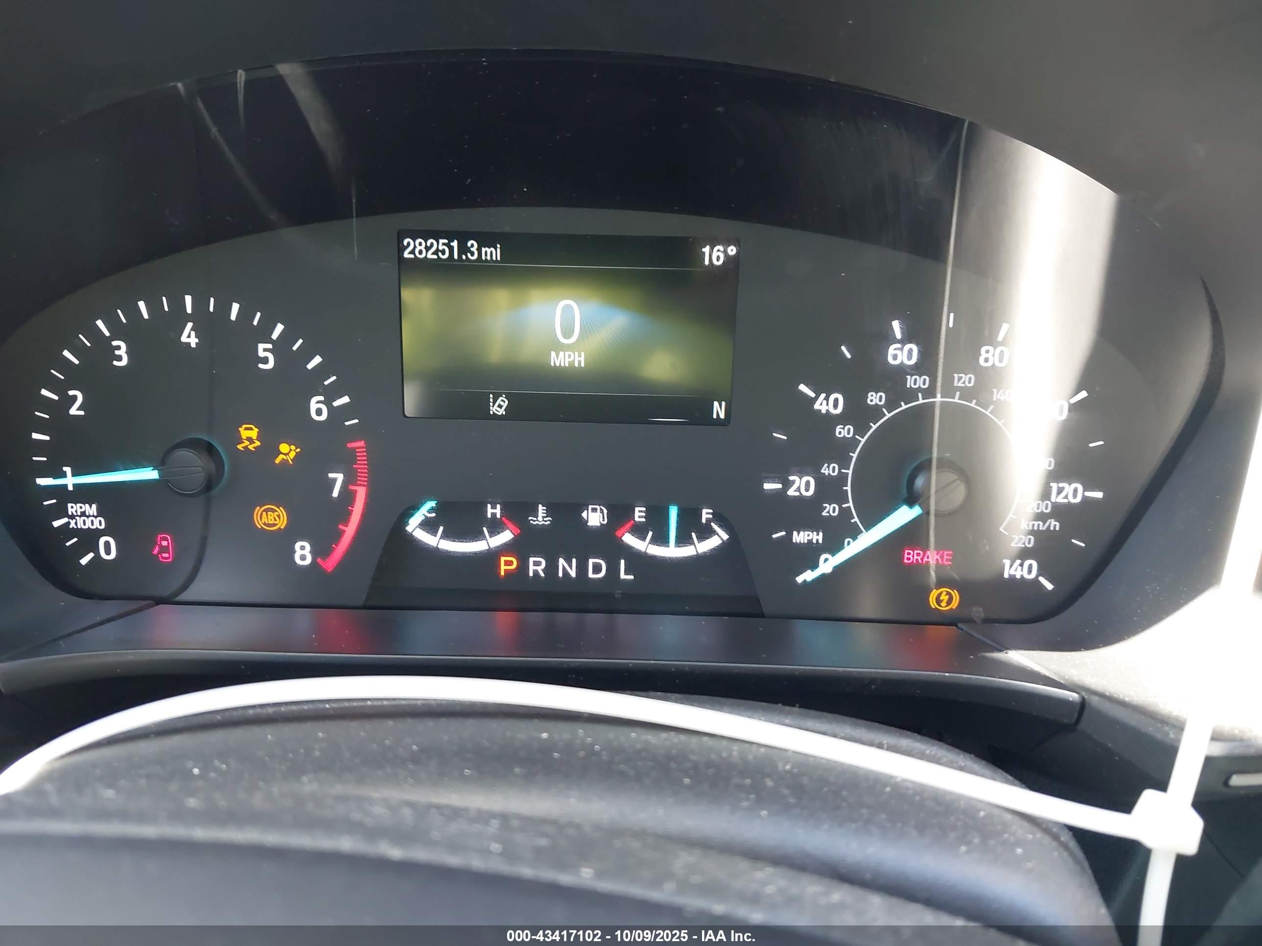 FORD ESCAPE image 7