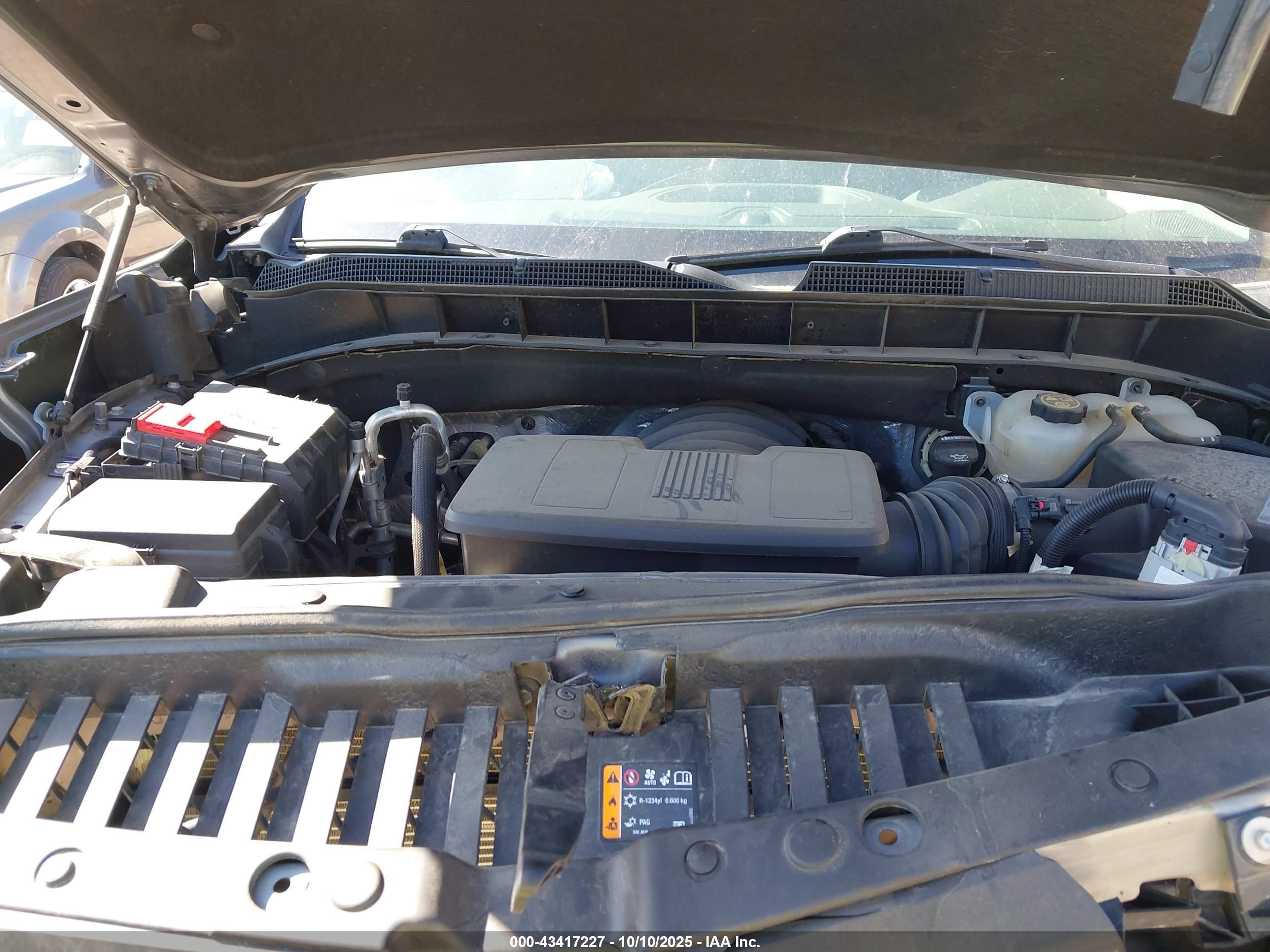 CHEVROLET SILVERADO image 10