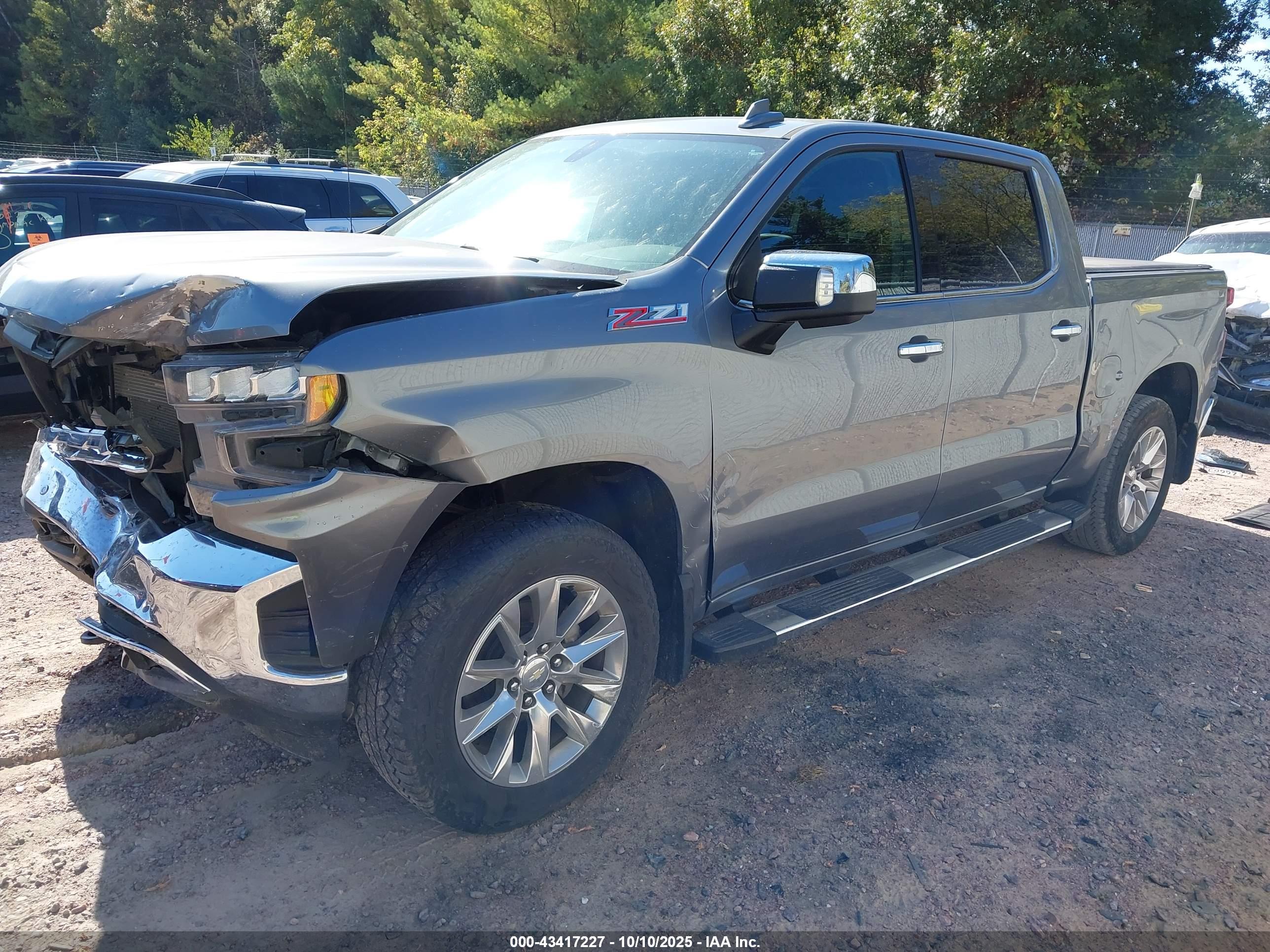 CHEVROLET SILVERADO image 2