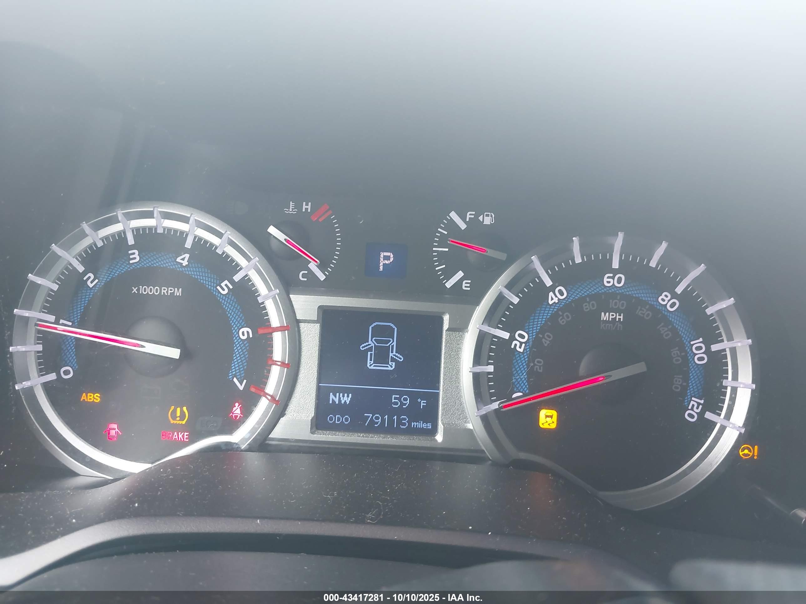 TOYOTA 4RUNNER image 7