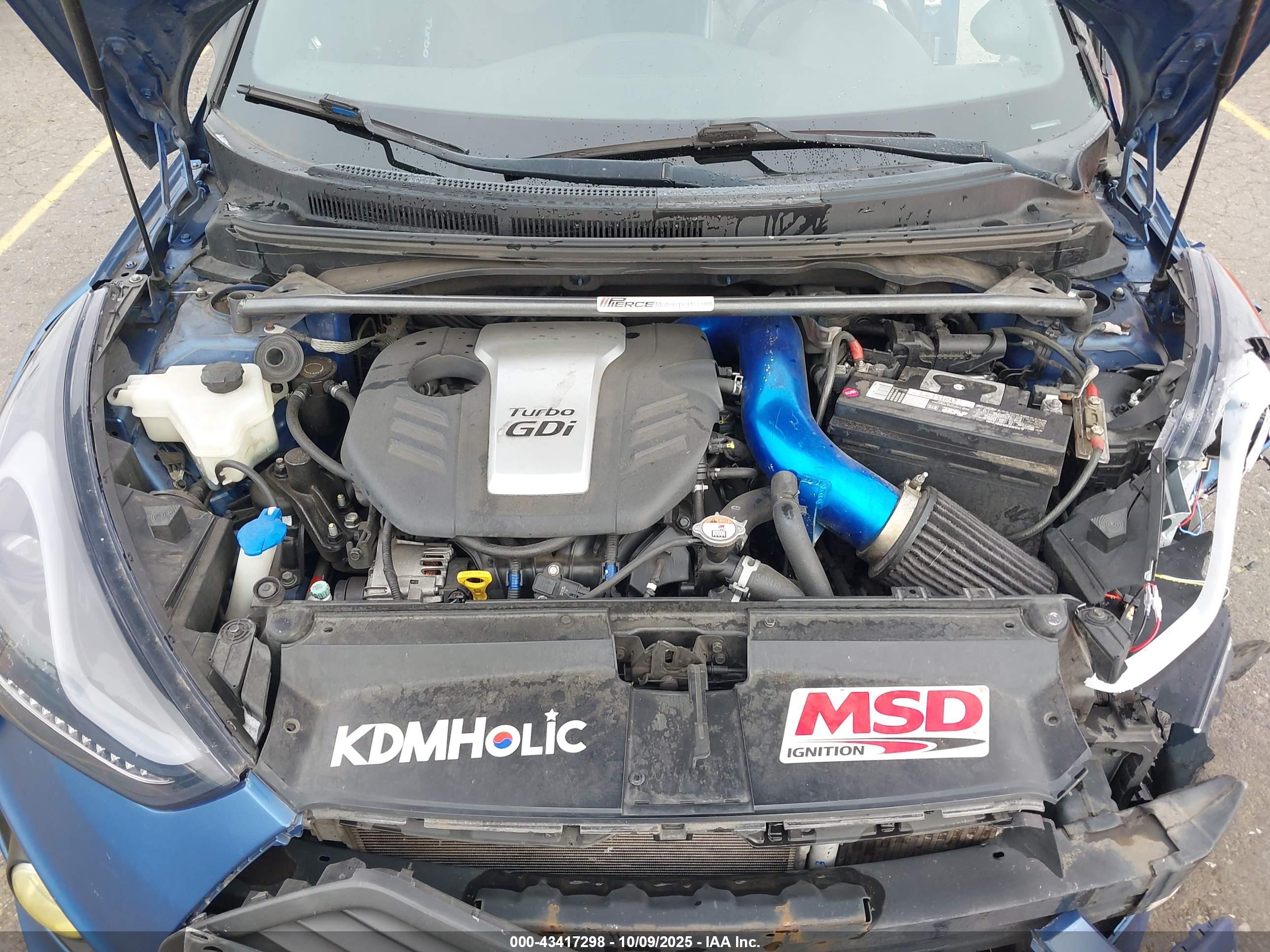 HYUNDAI VELOSTER image 10