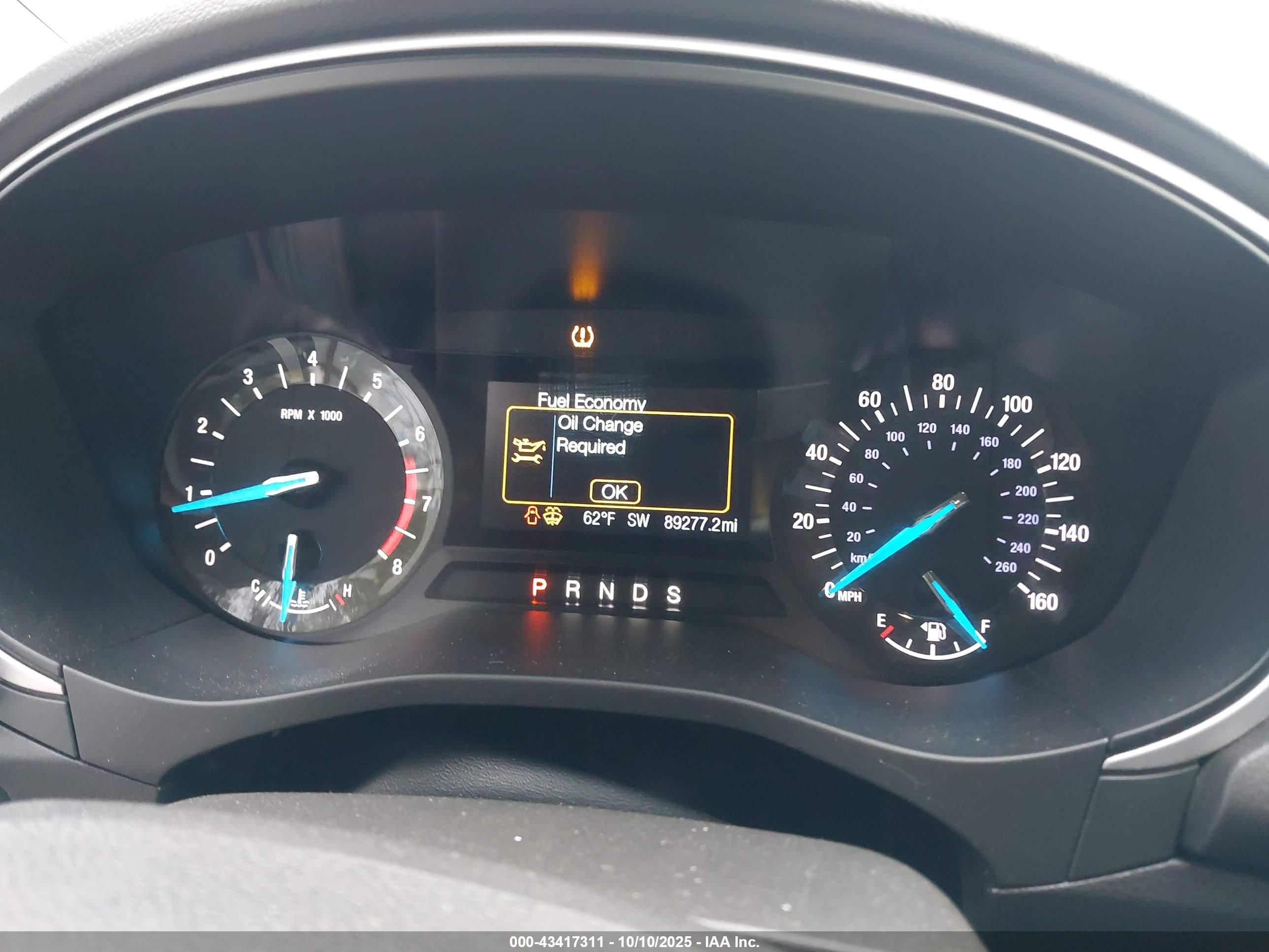 FORD FUSION image 7