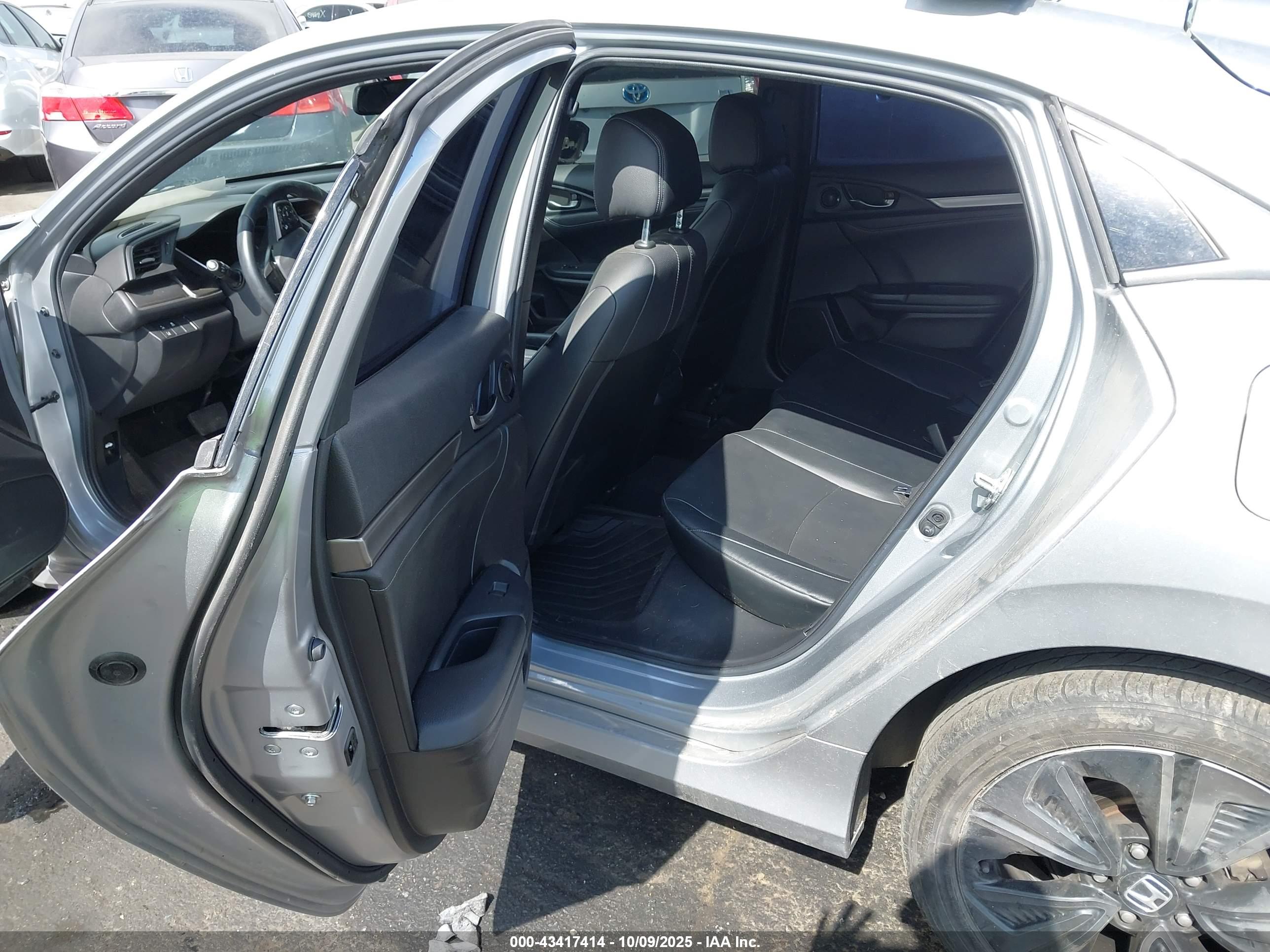 HONDA CIVIC image 8