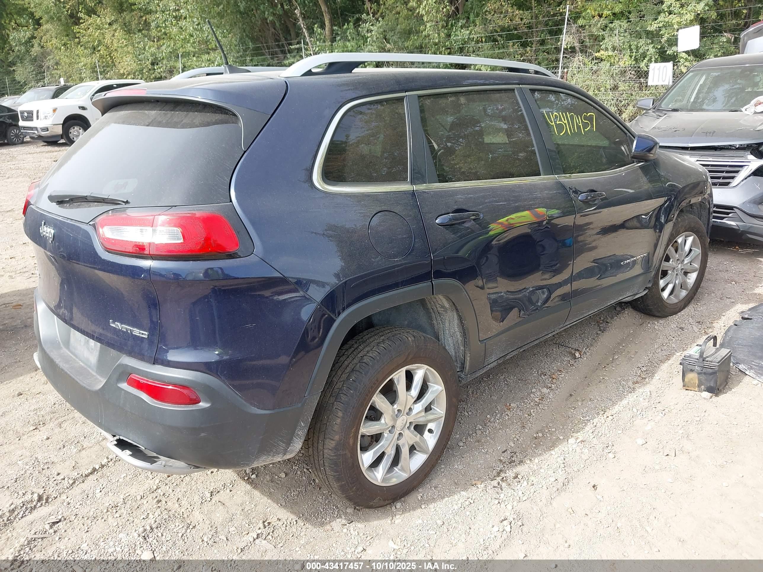 JEEP CHEROKEE image 4