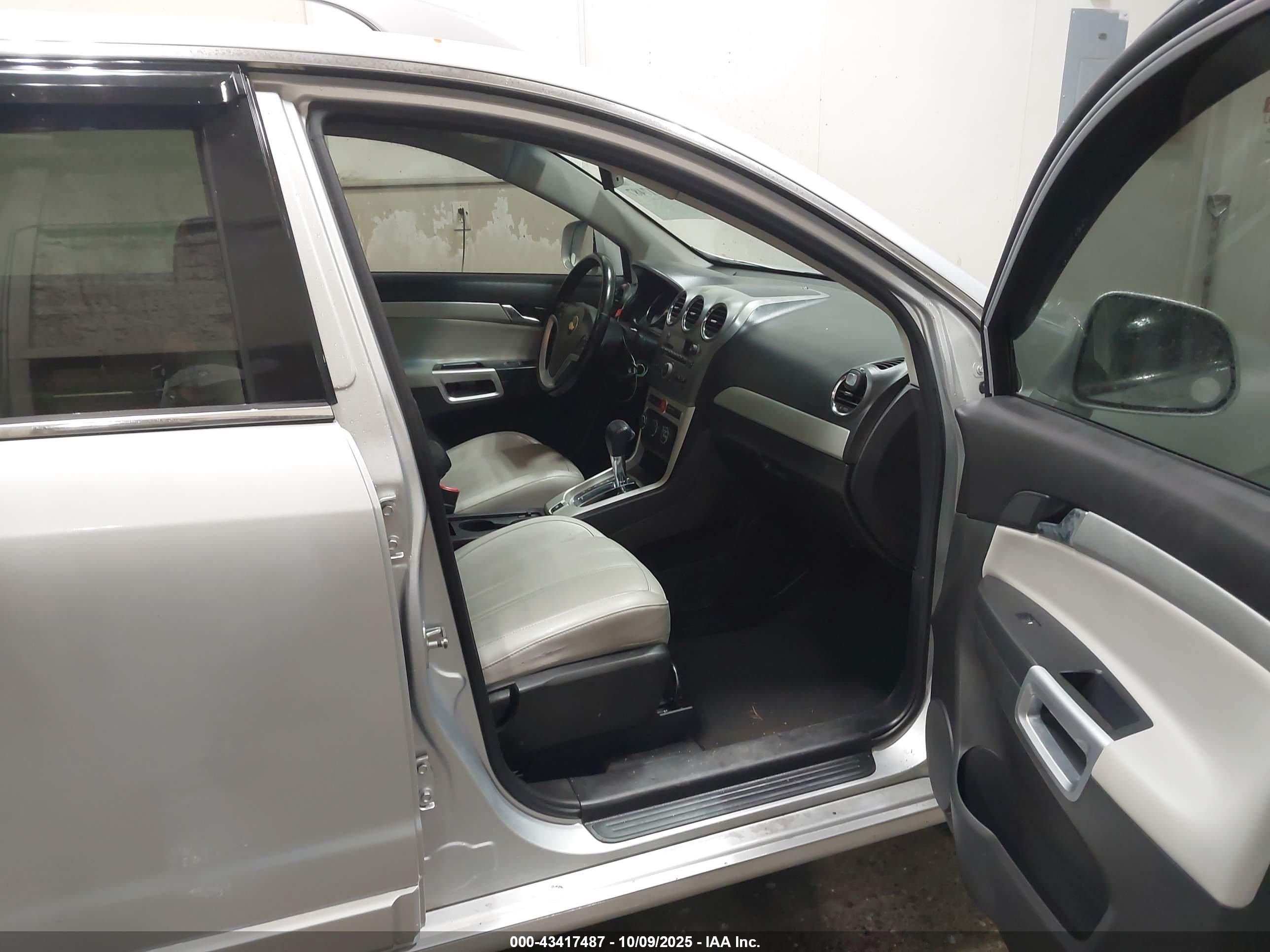 CHEVROLET CAPTIVA image 5