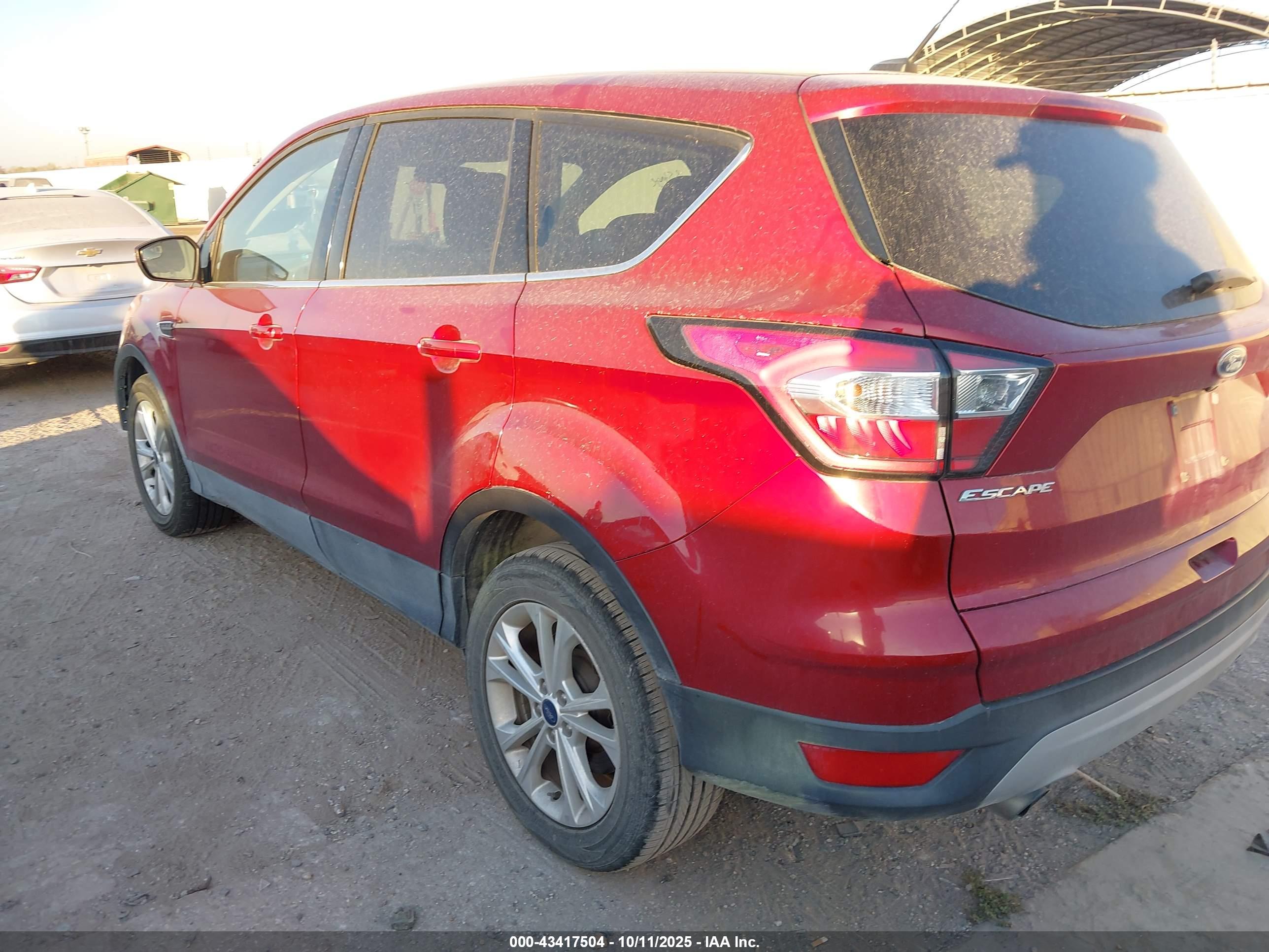 FORD ESCAPE image 3