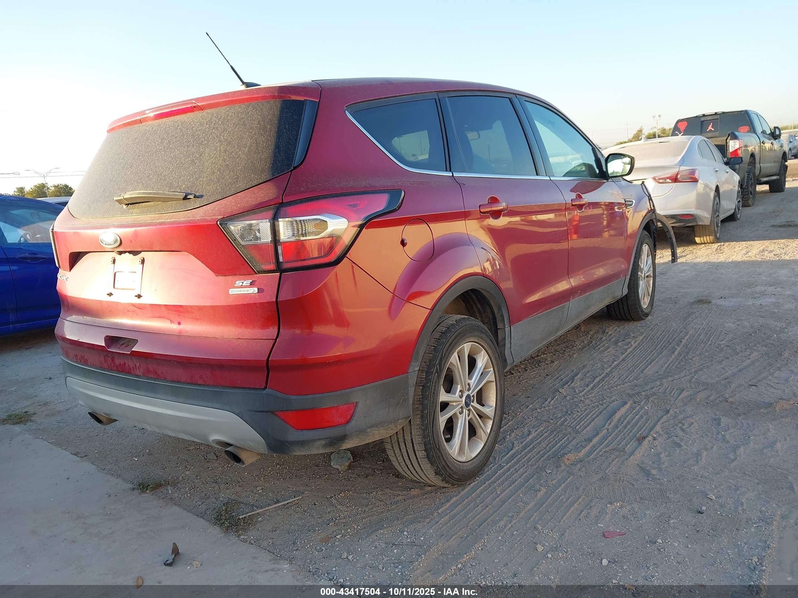FORD ESCAPE image 4