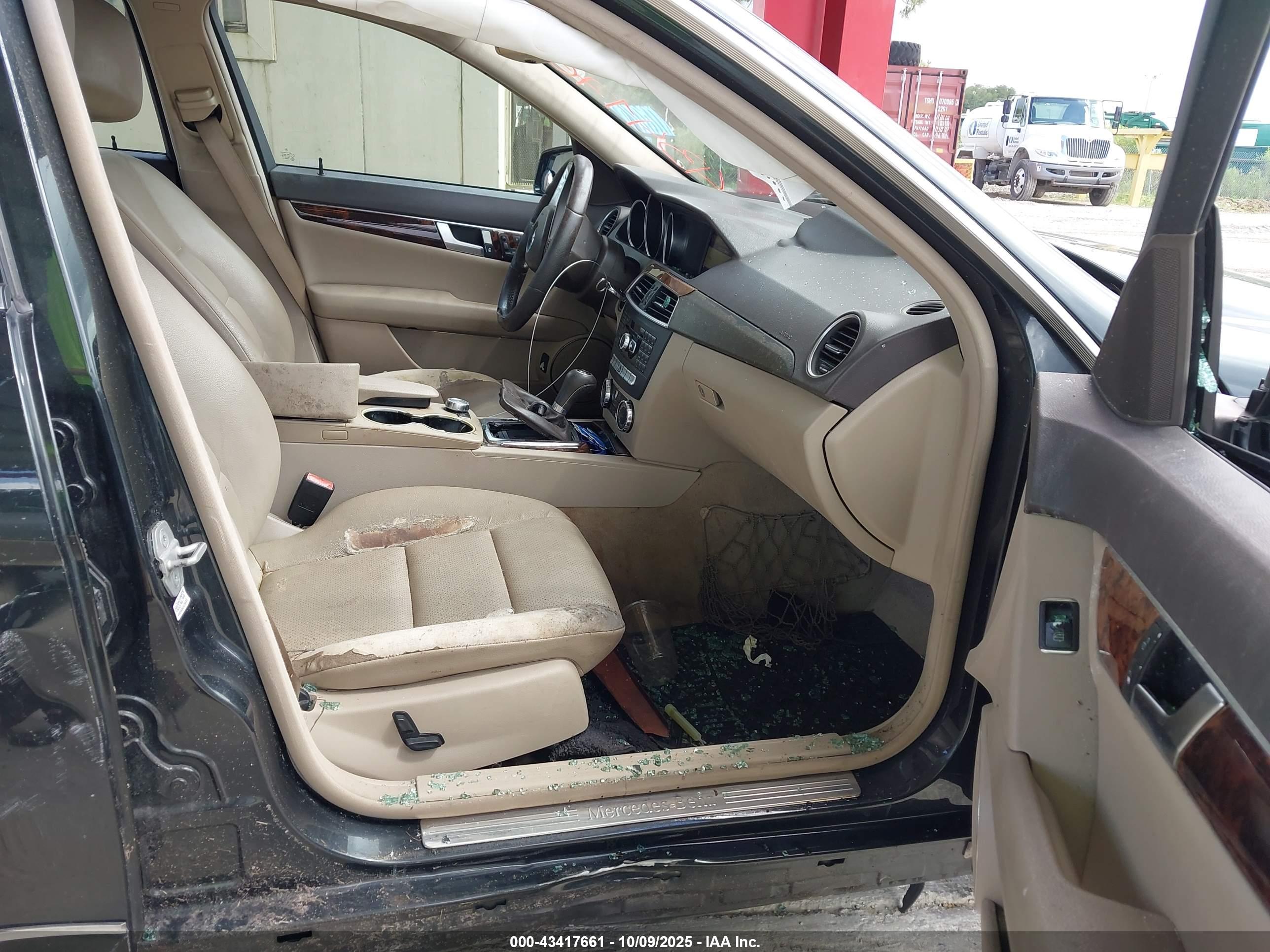MERCEDES-BENZ C image 5