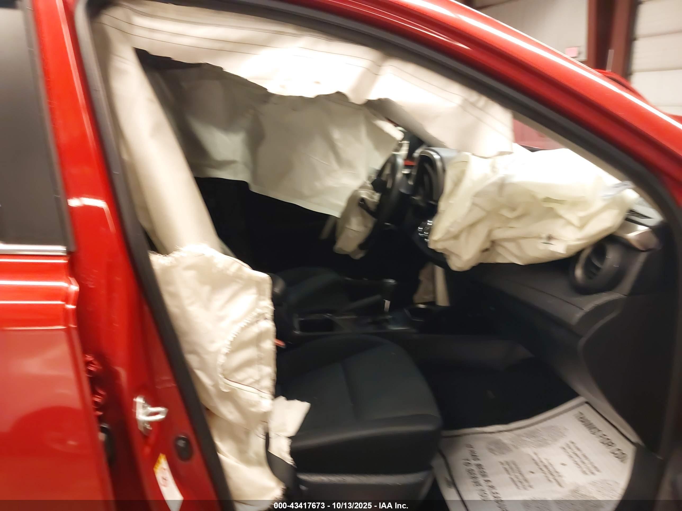 TOYOTA RAV4 image 5