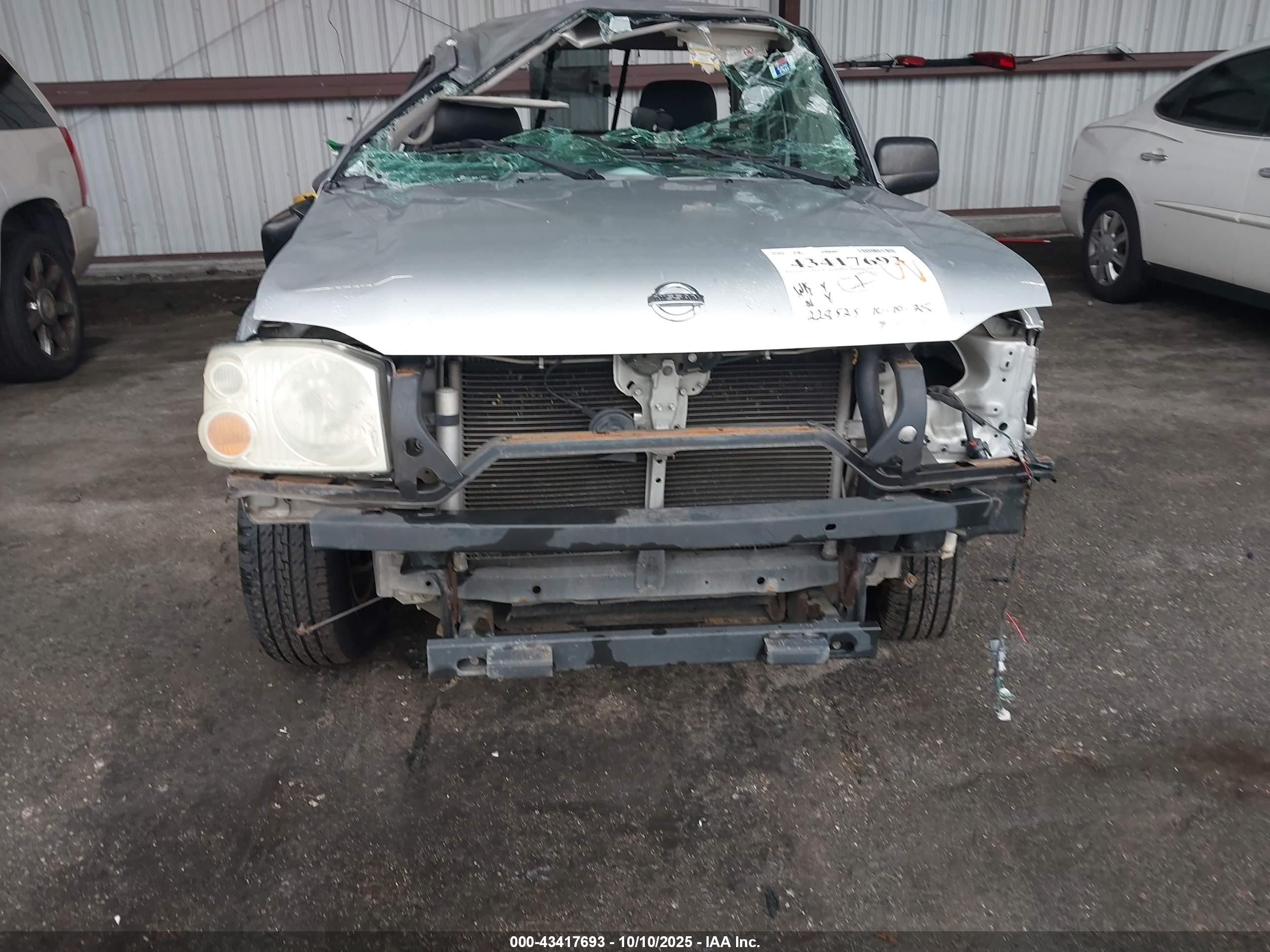 NISSAN FRONTIER image 6