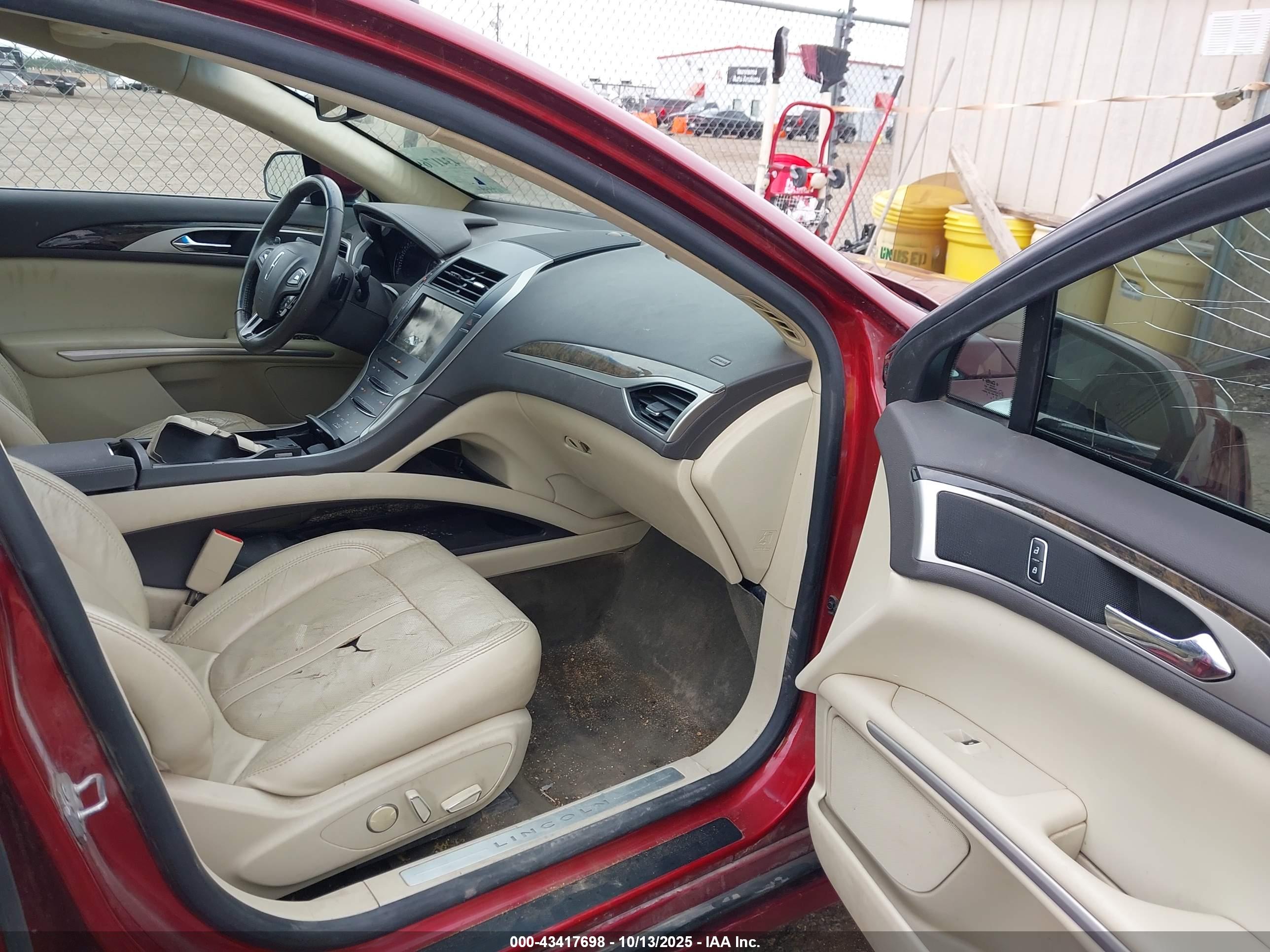 LINCOLN MKZ image 5