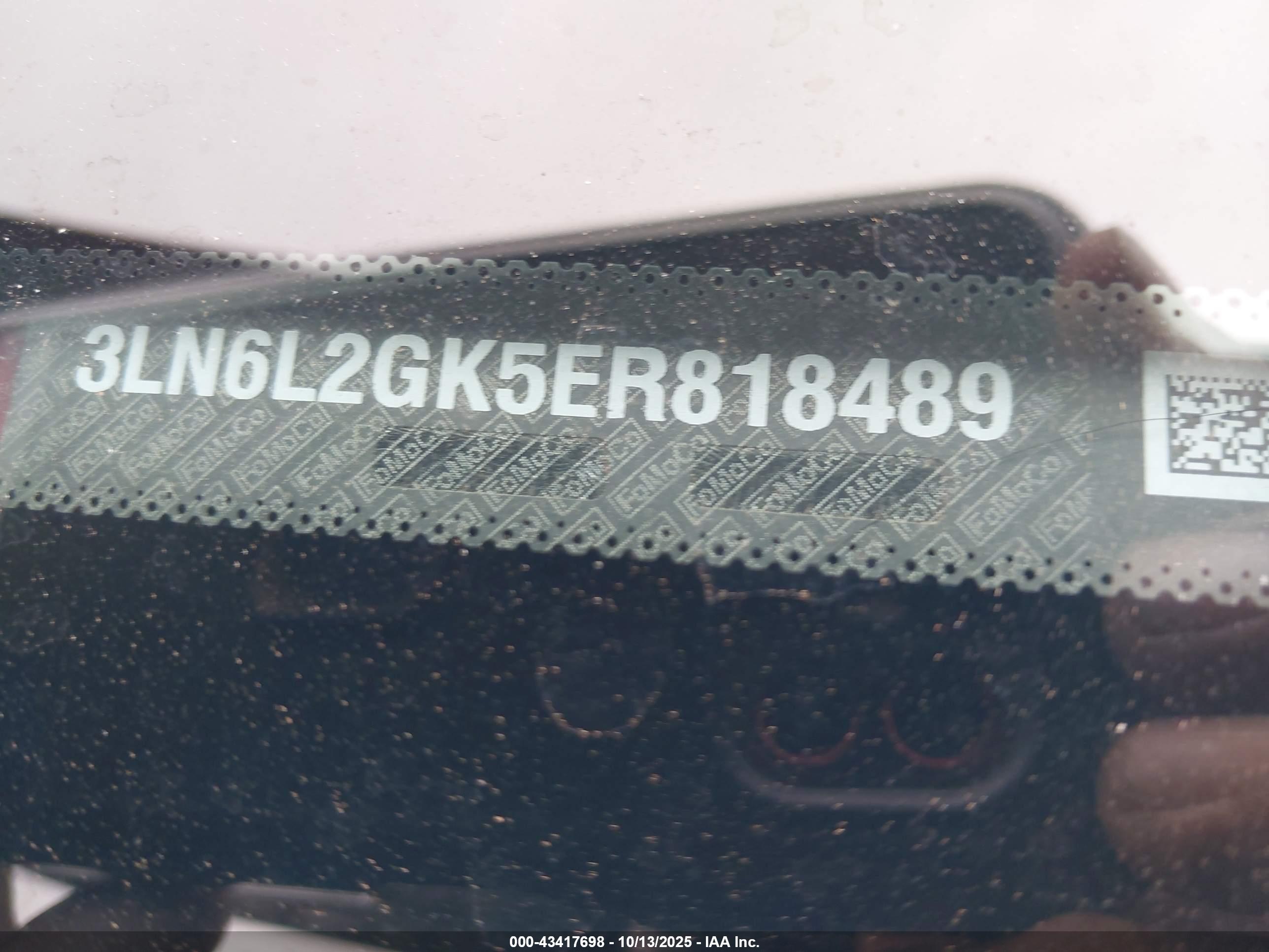 LINCOLN MKZ image 9
