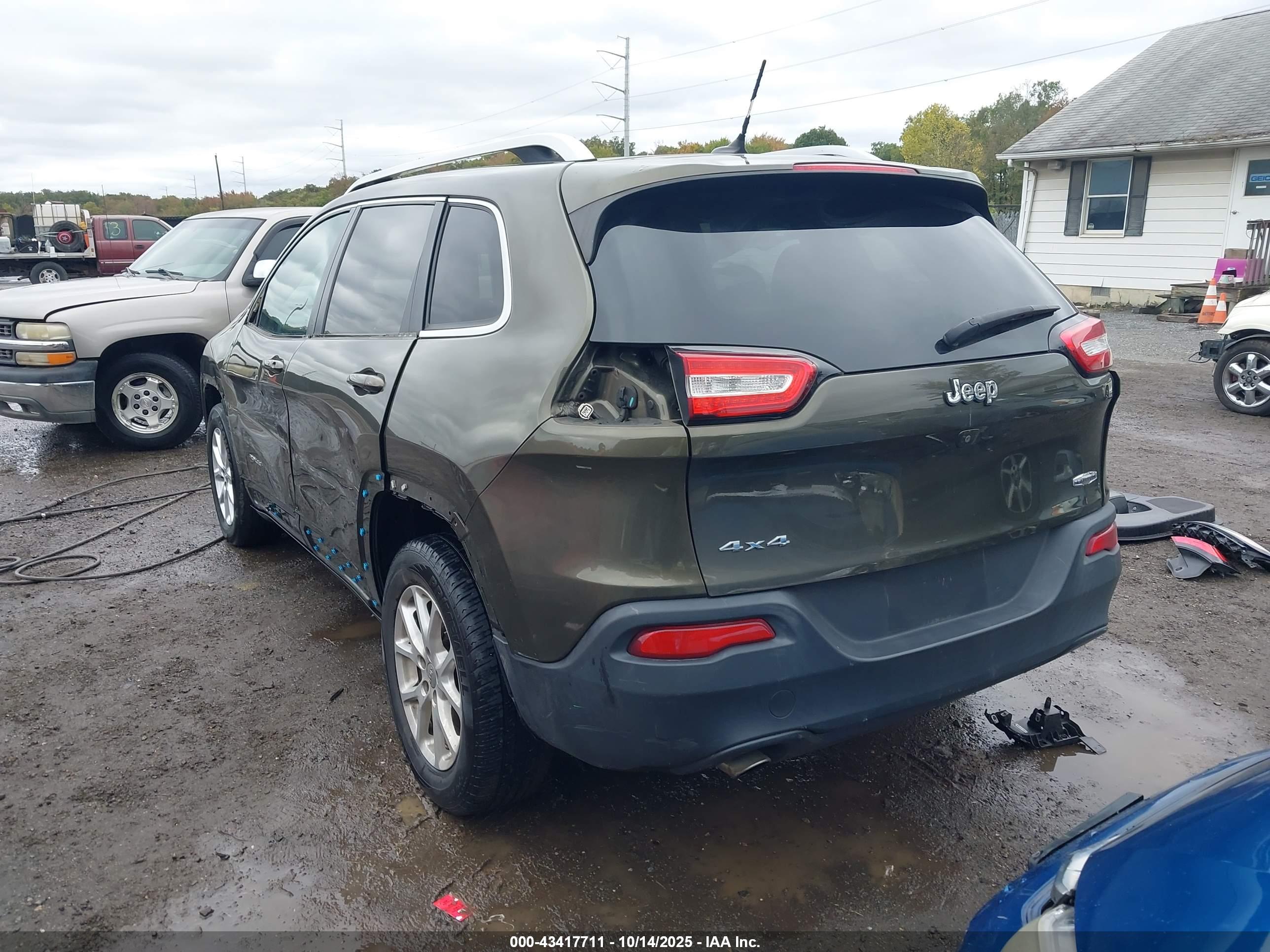 JEEP CHEROKEE image 6