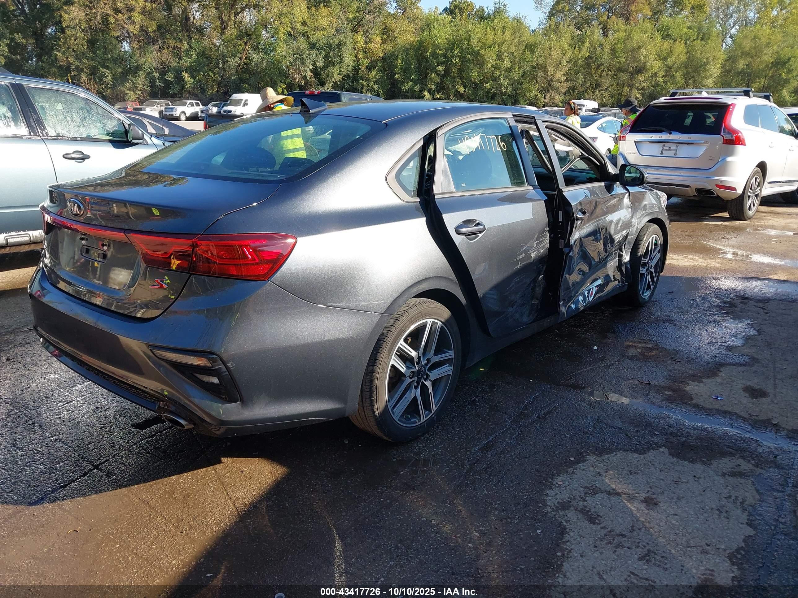 KIA FORTE image 4