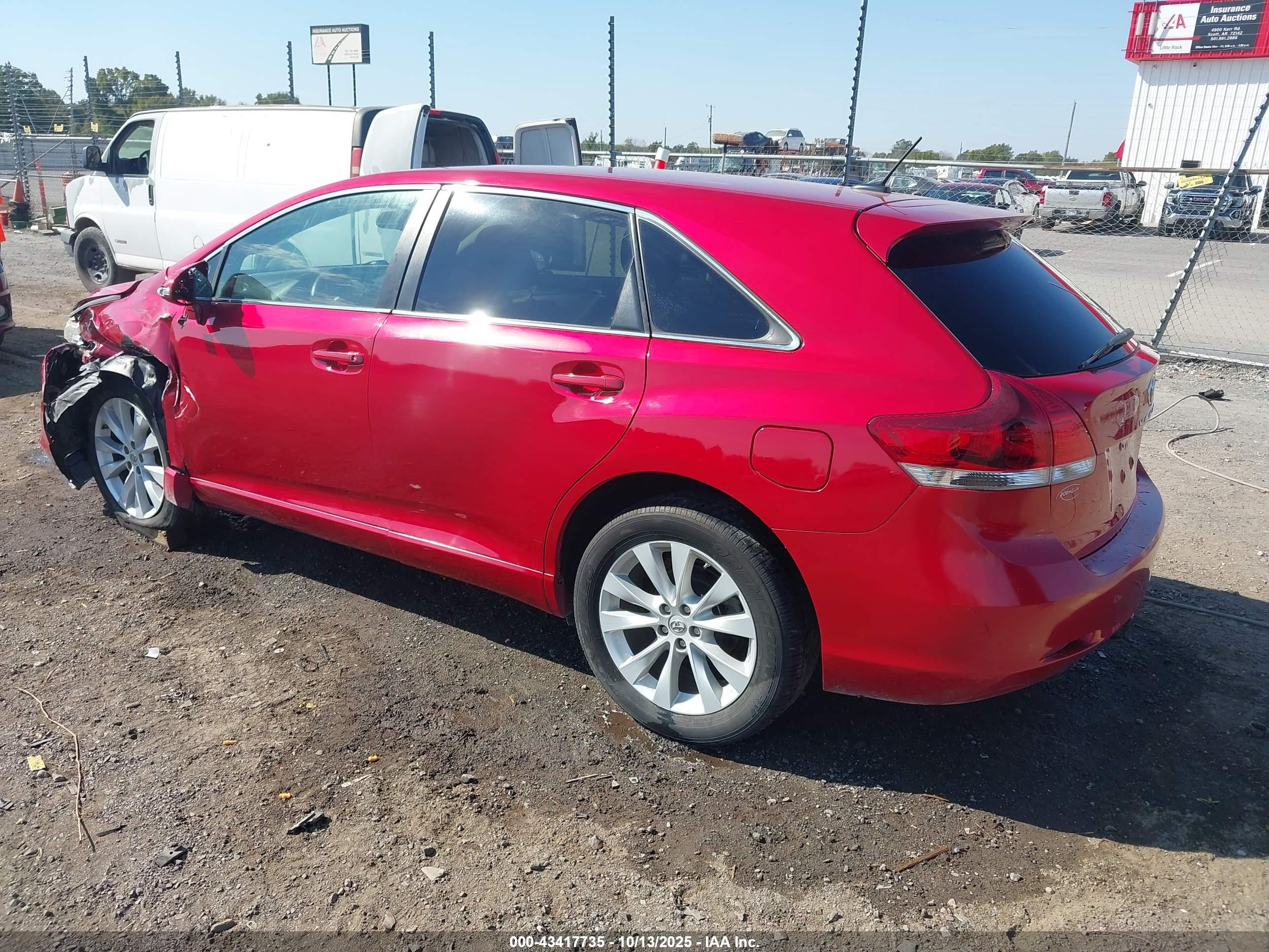 TOYOTA VENZA image 3
