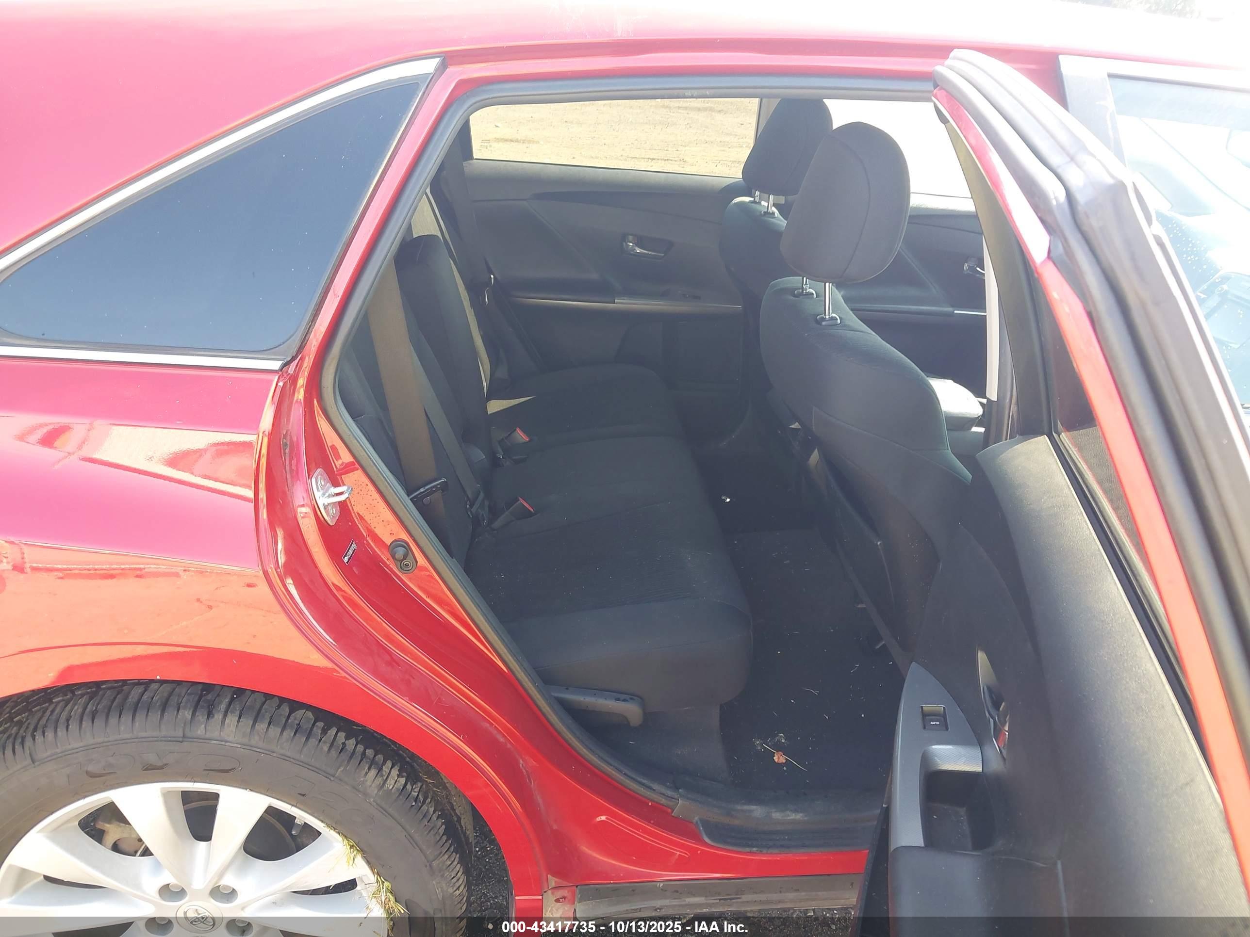 TOYOTA VENZA image 8